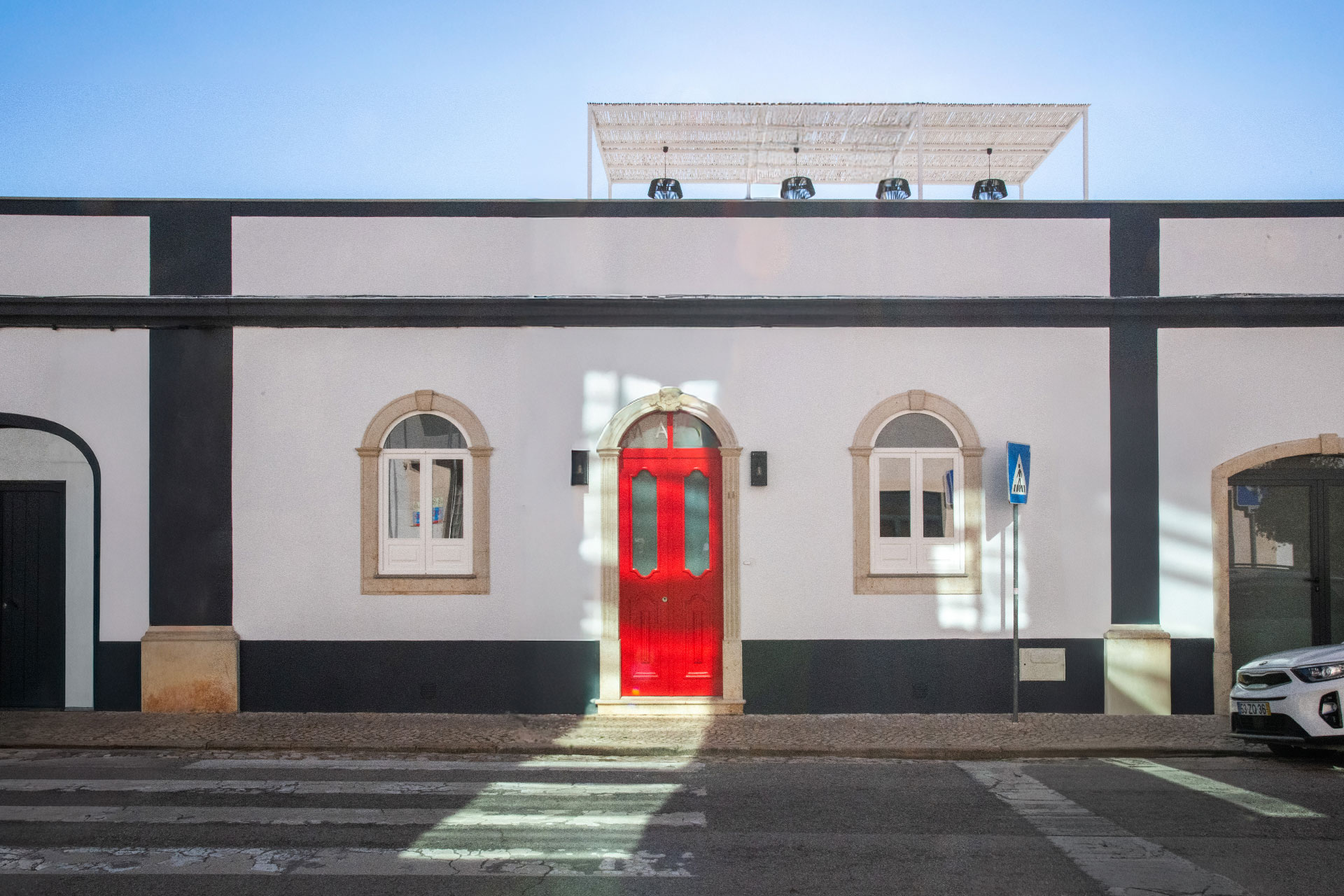 casa-dima_villa_faro-portugal_exterior-facade.jpg