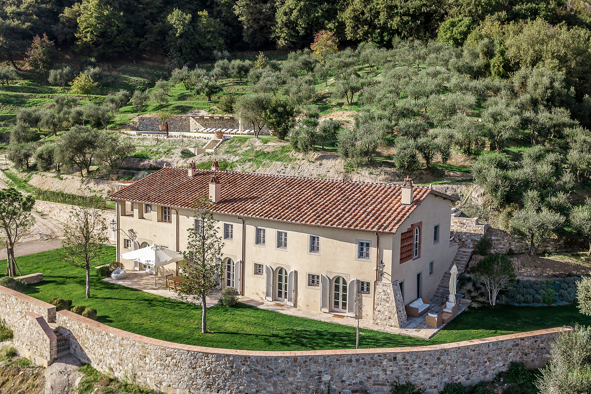 la-rocca-by-boutique_farmhouse_tuscany-italy_exterior-drone-design.jpg