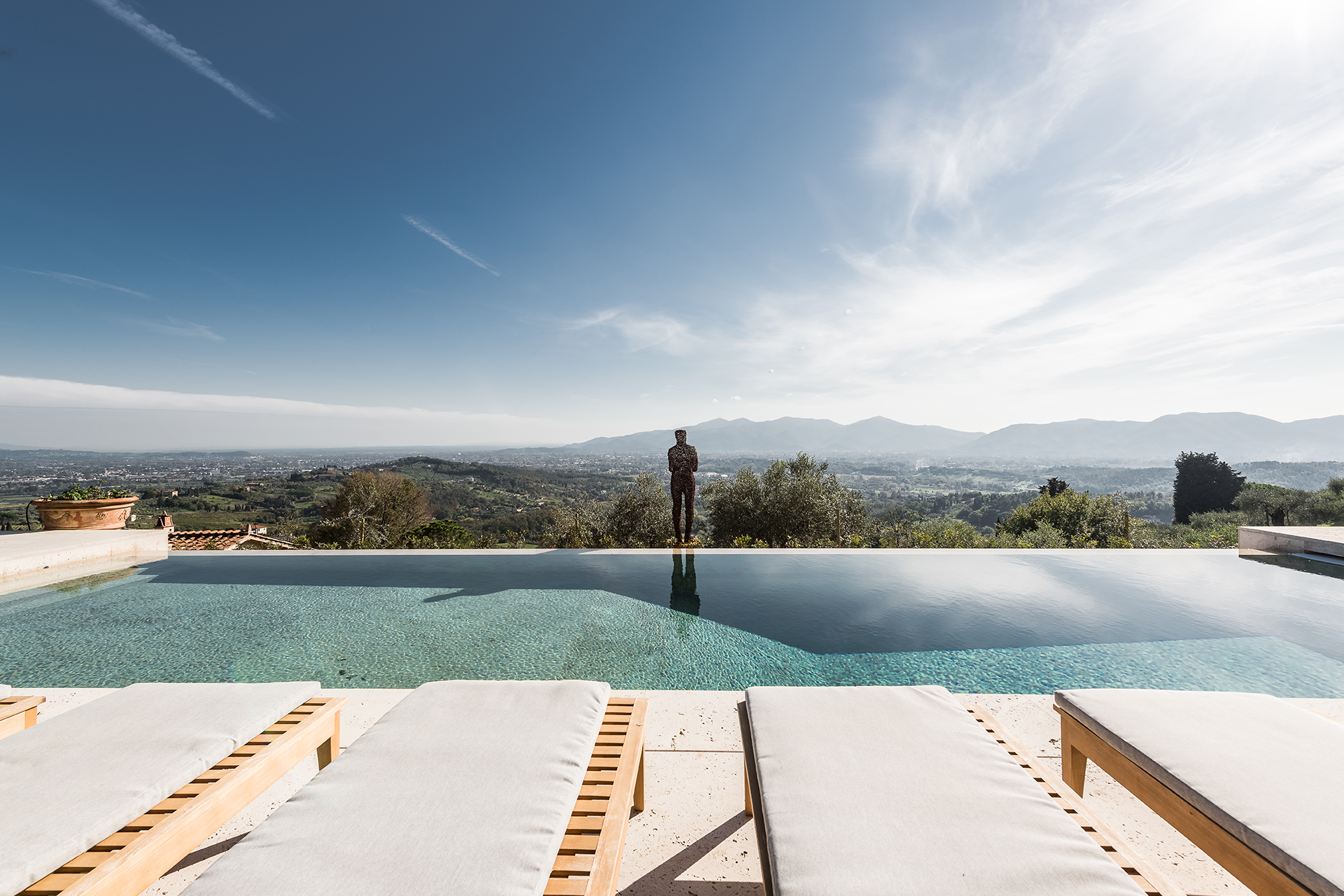 la-rocca-by-boutique_farmhouse_tuscany-italy_exterior-pool-view.jpg