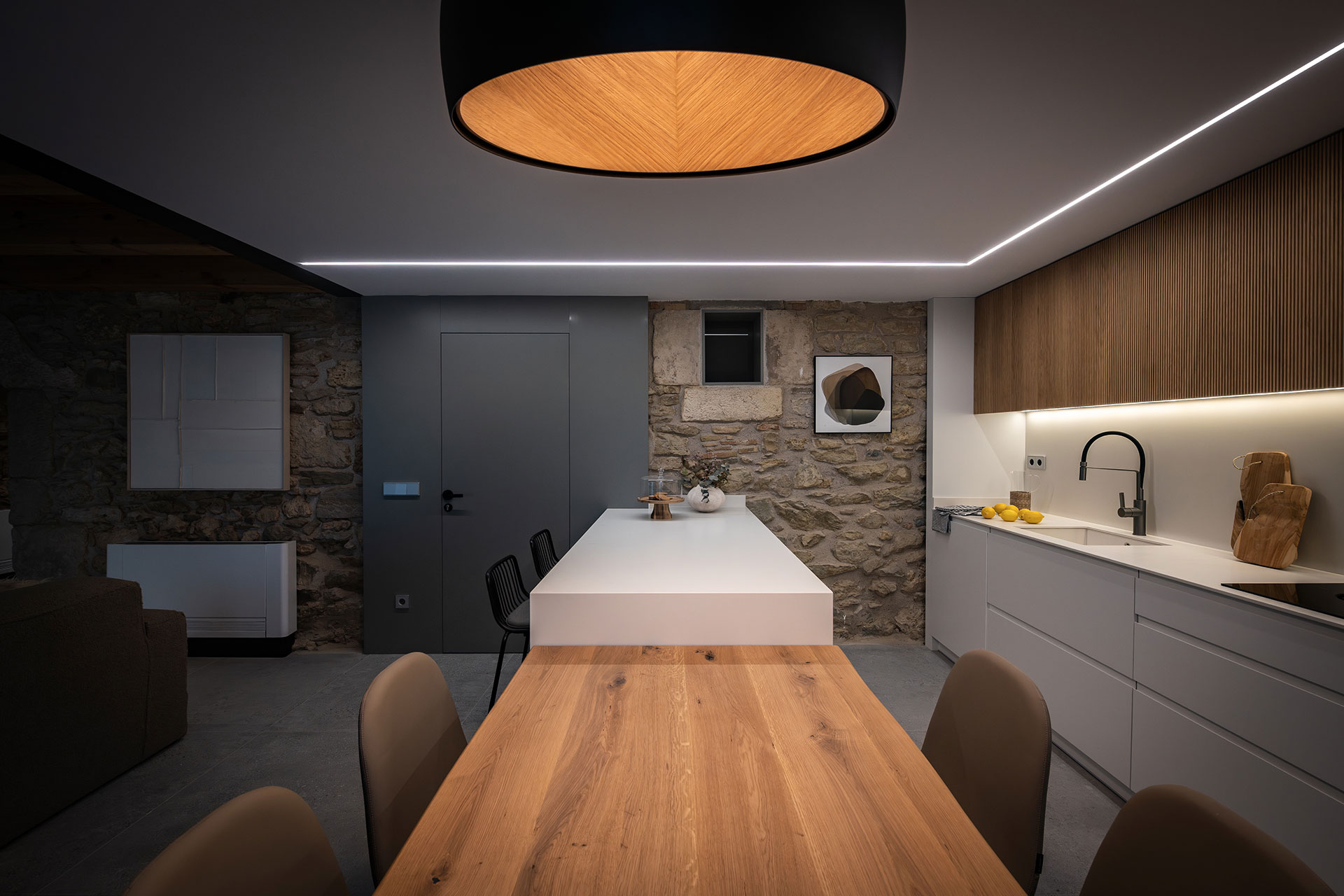 mas-summit_villa_catalonia-spain_interior-kitchen-space.jpg
