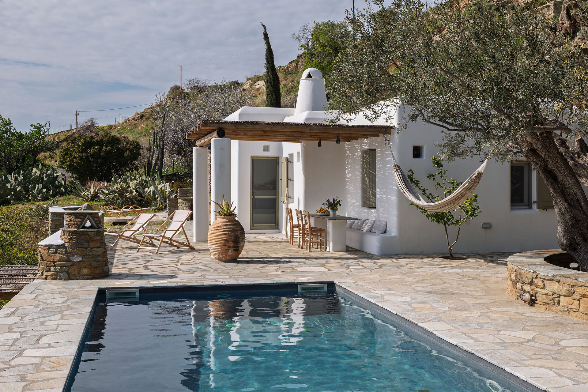 villa-riza_villa_andros-greece_exterior-pool.jpg