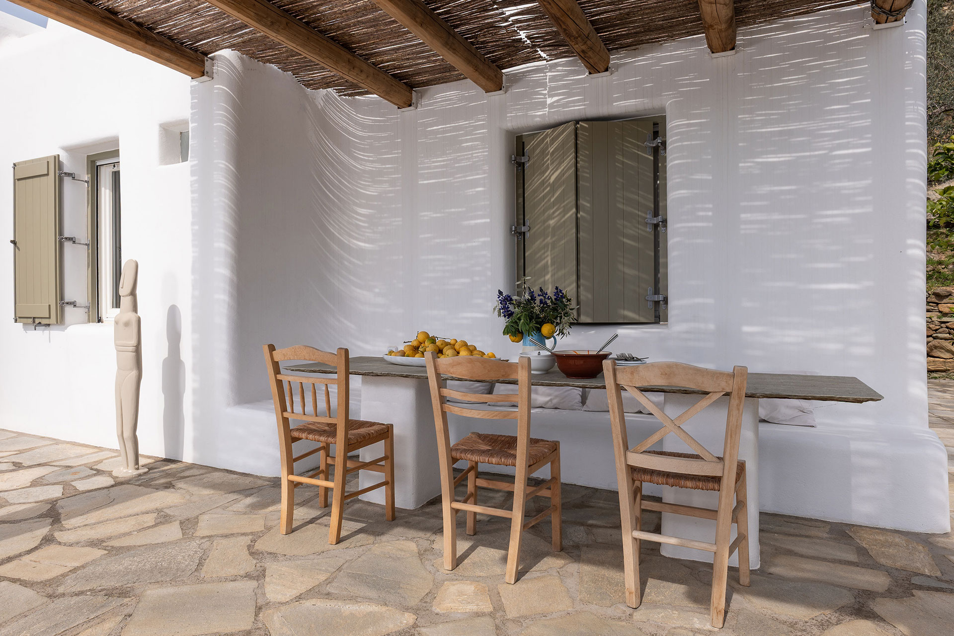 villa-riza_villa_andros-greece_exterior-table.jpg