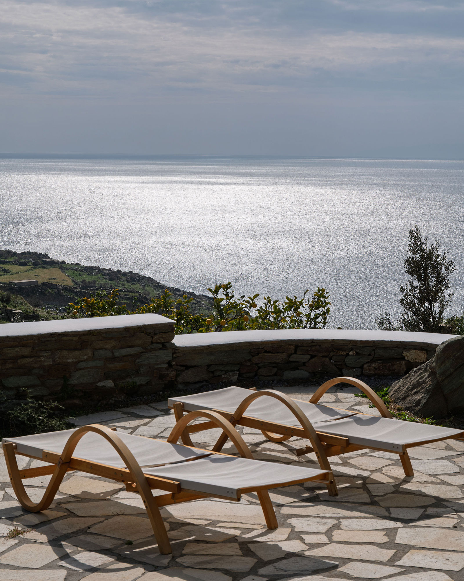 villa-riza_villa_andros-greece_exterior-view-space.jpg