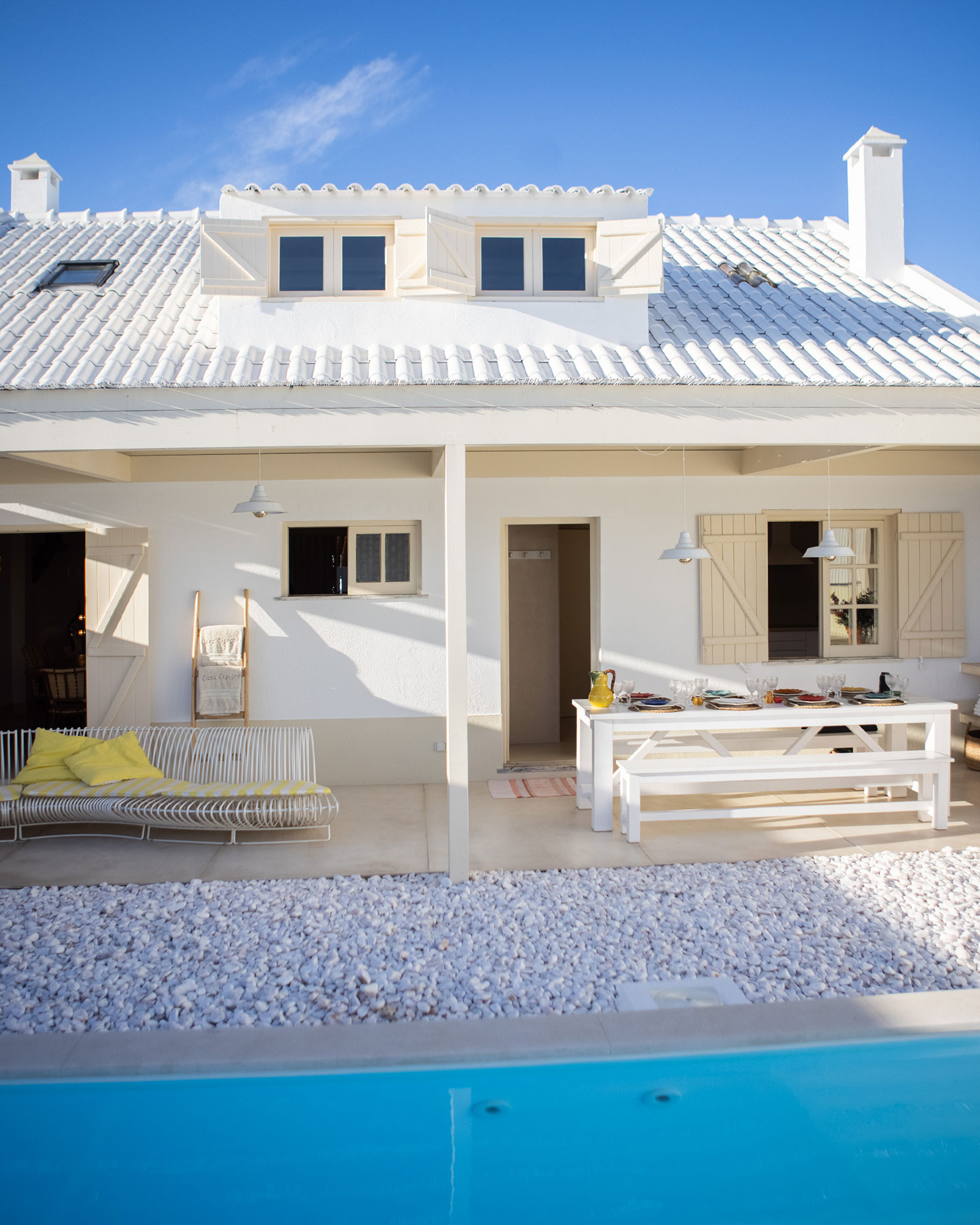 casa-cigogne_townhouse_melides-setubal-portugal_exterior-pool-design.jpg