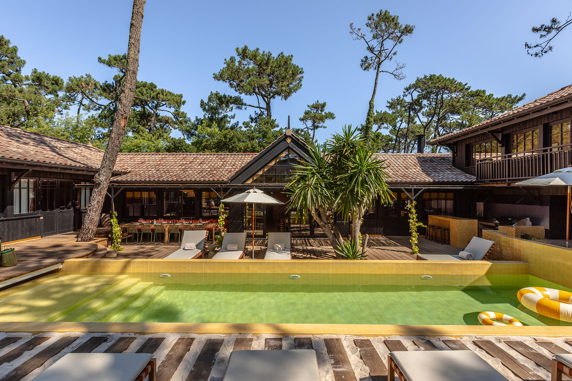 le-coeur-du-ferret_villa_Nouvelle-Aquitaine-france_exterior-pool-space.jpg