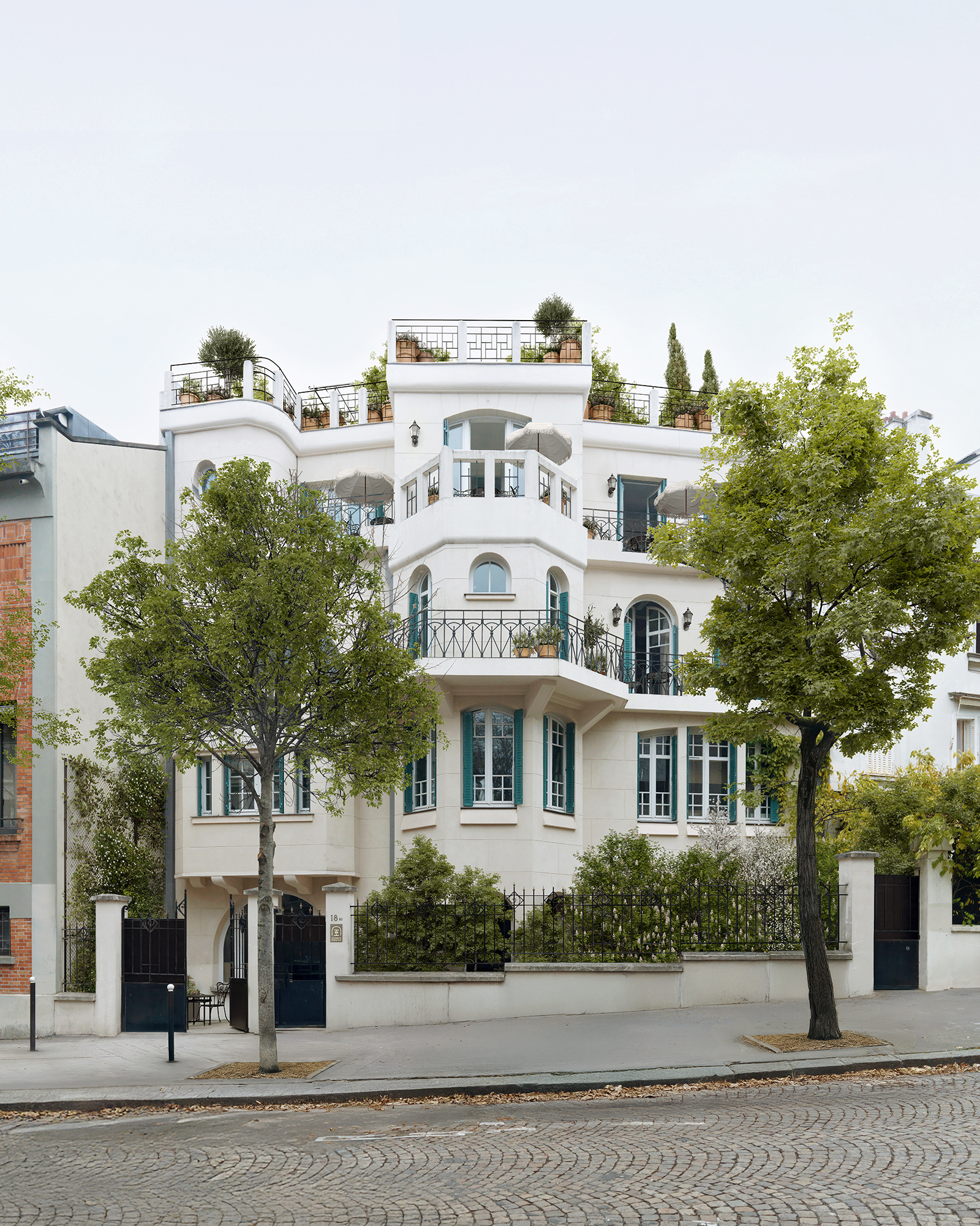villa-junot_townhouse_Île-de-France-paris_exterior-facade-design.jpg