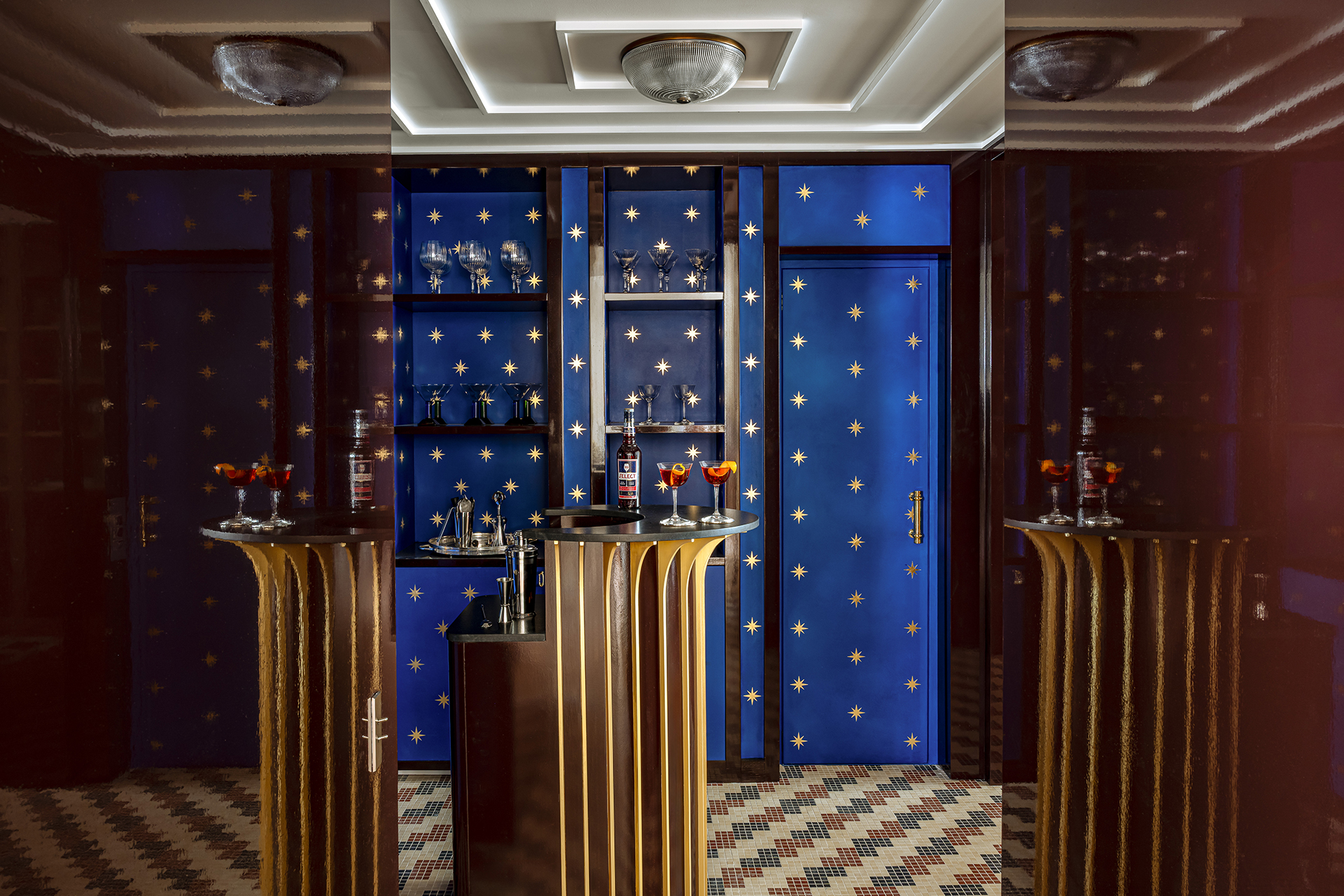 villa-junot_townhouse_Île-de-France-paris_interior-bar.jpg