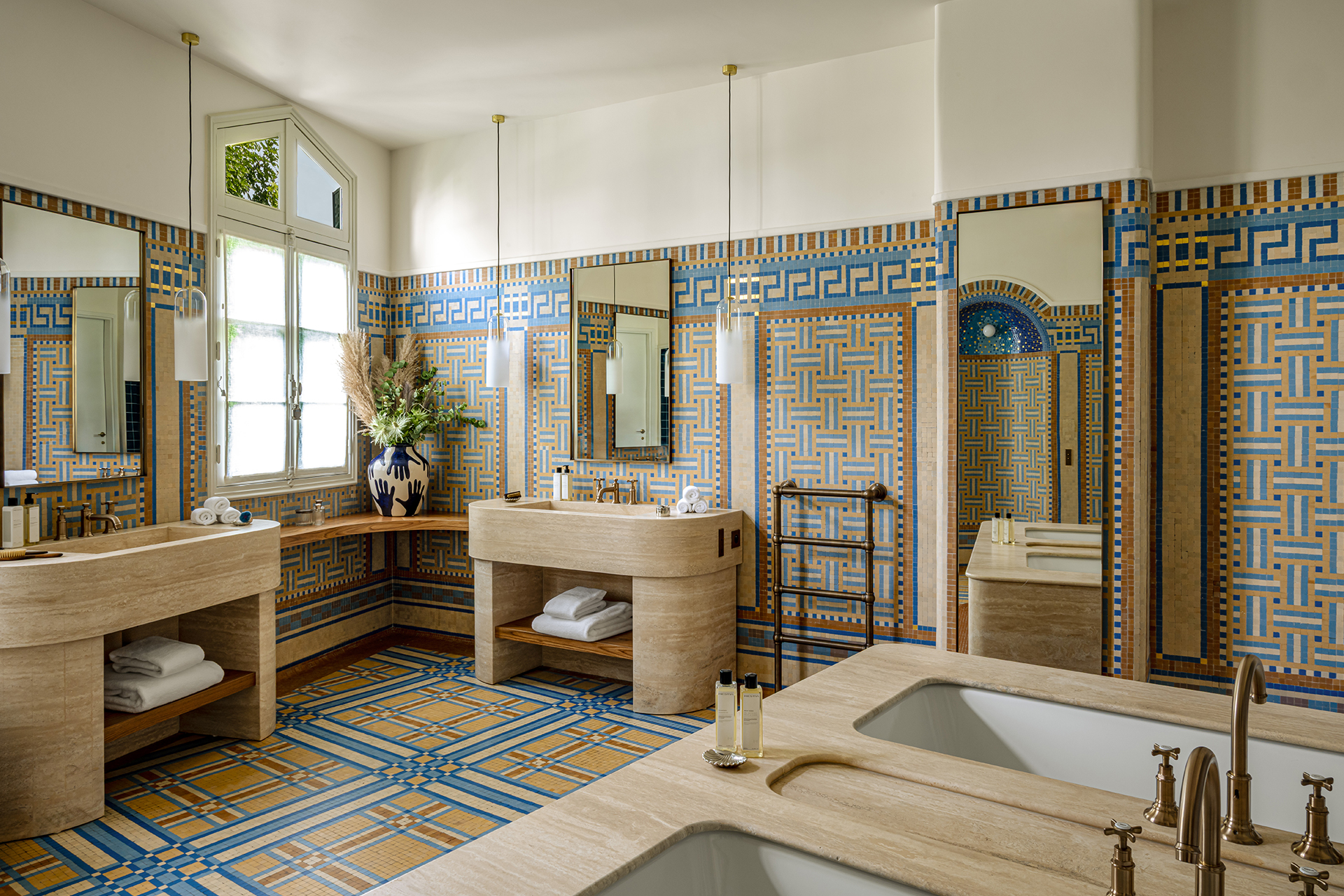villa-junot_townhouse_Île-de-France-paris_interior-bath-room.jpg