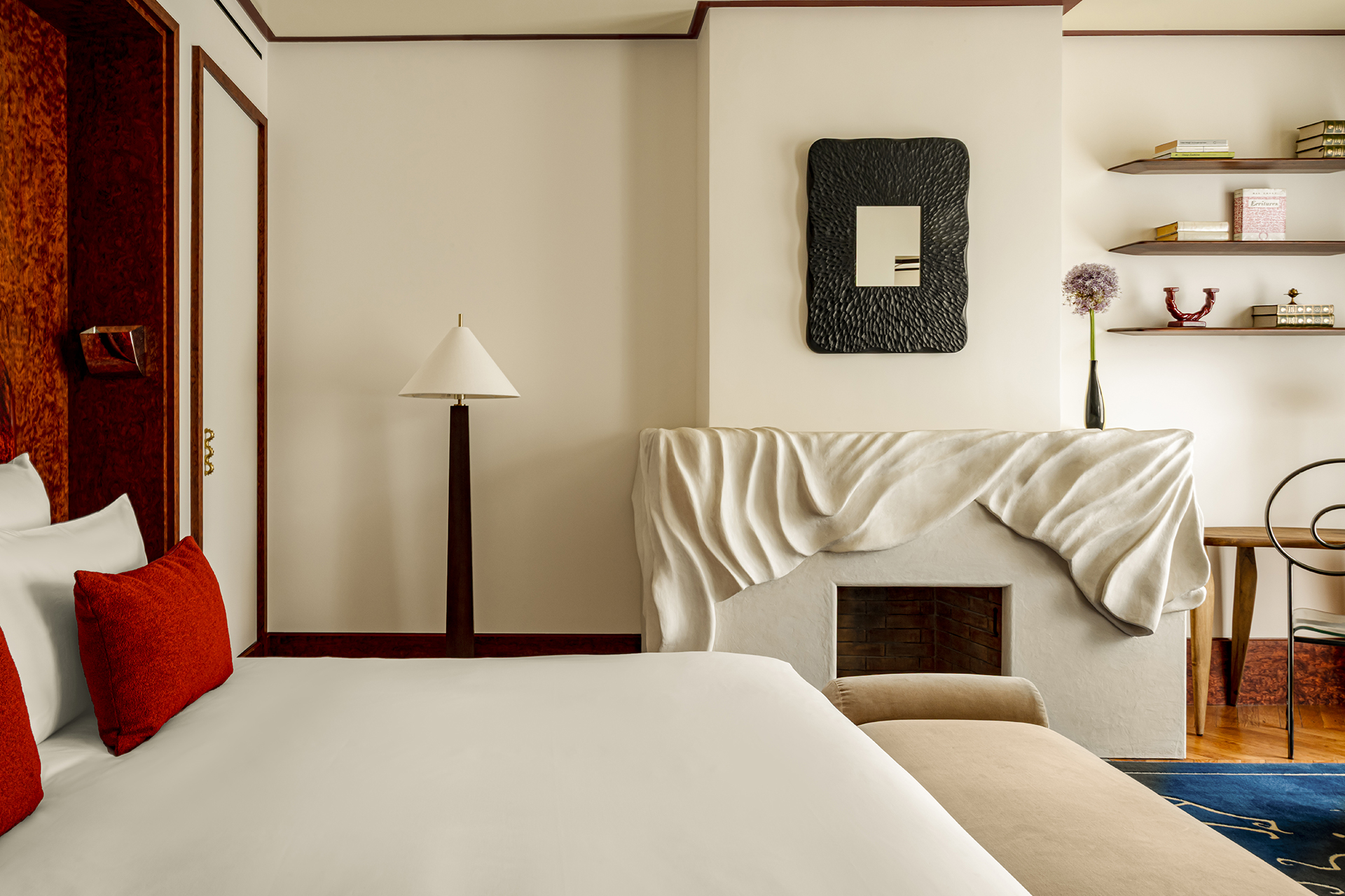 villa-junot_townhouse_Île-de-France-paris_interior-bed-room.jpg