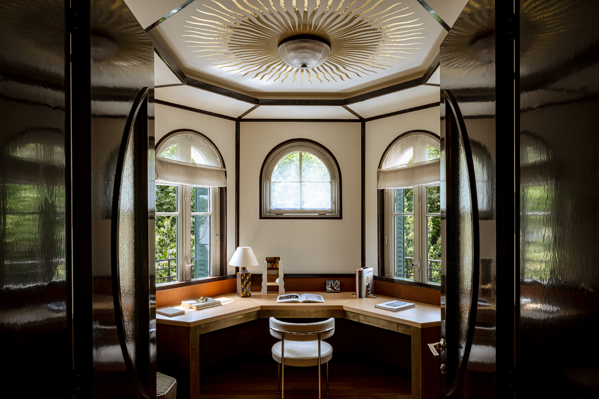 villa-junot_townhouse_Île-de-France-paris_interior-desk.jpg
