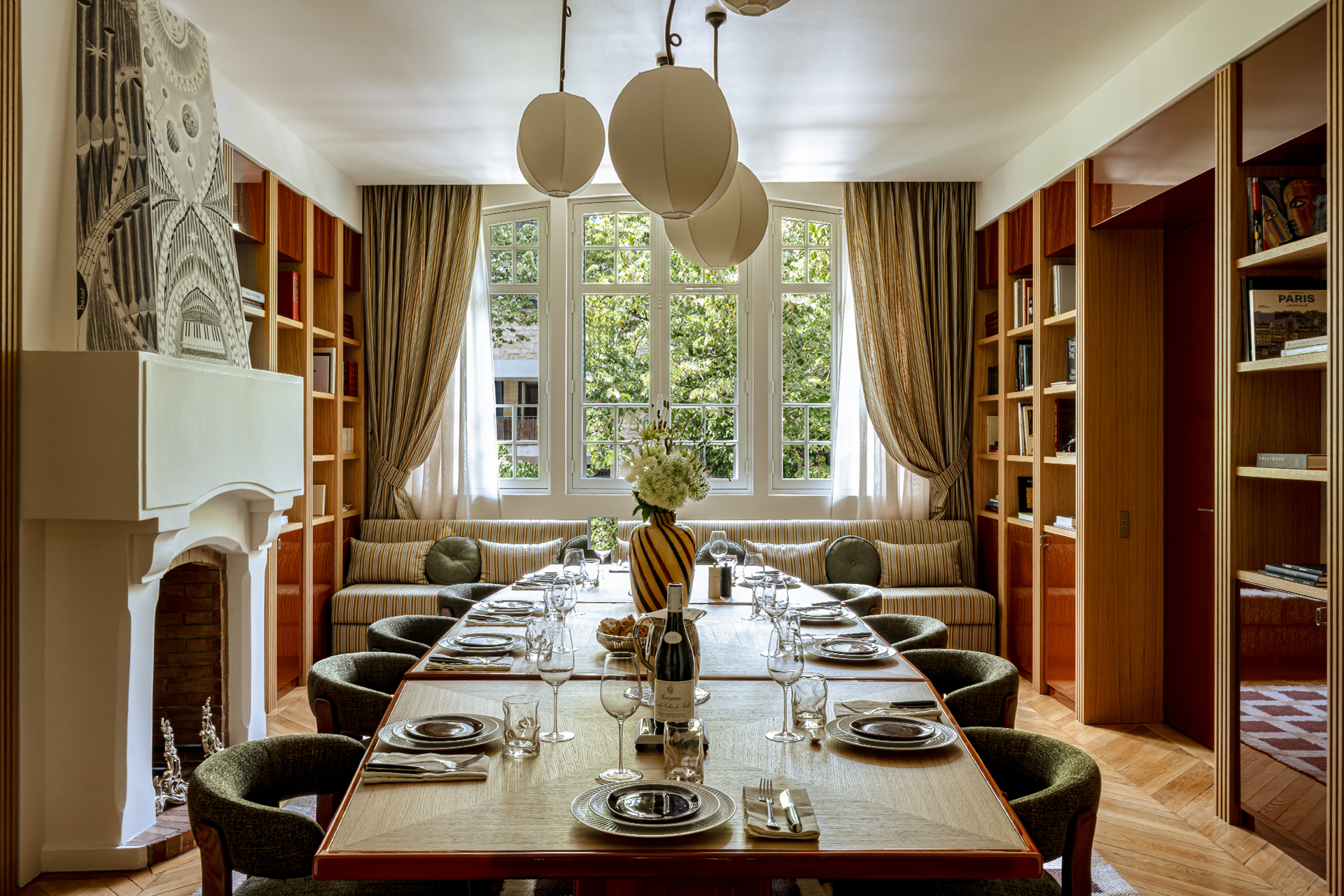 villa-junot_townhouse_Île-de-France-paris_interior-dining-table.jpg