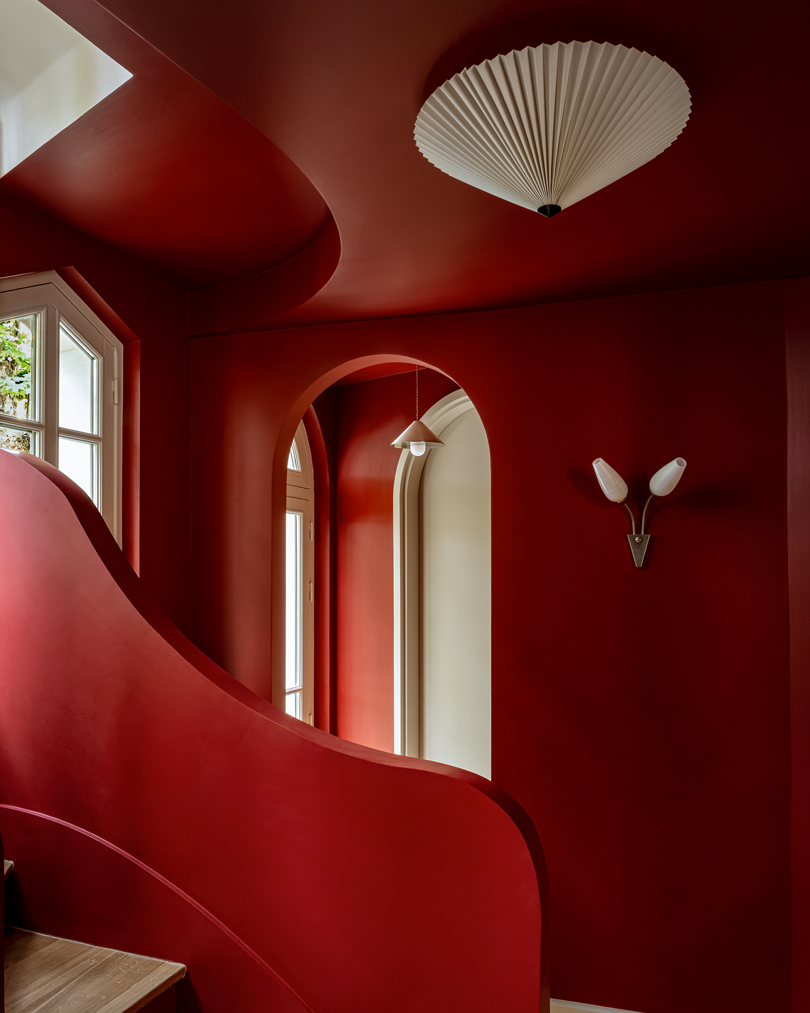 villa-junot_townhouse_Île-de-France-paris_interior-red-detail.jpg
