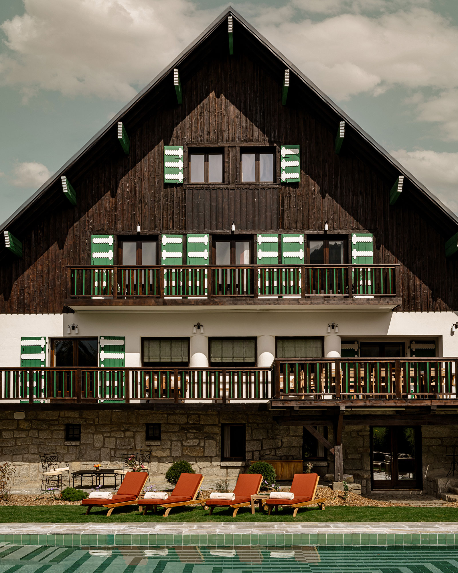 chalet-le-sarto_chalet_Megève-france_exterior-facade.jpg