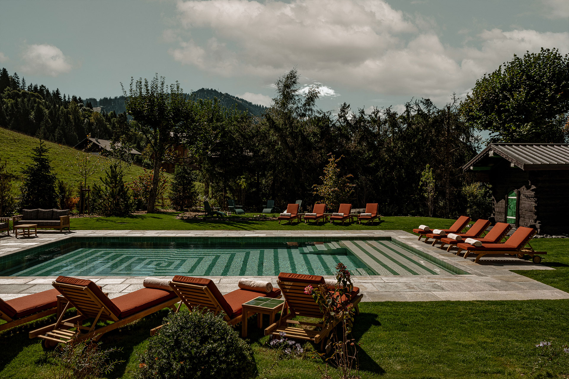 chalet-le-sarto_chalet_Megève-france_exterior-pool-design.jpg
