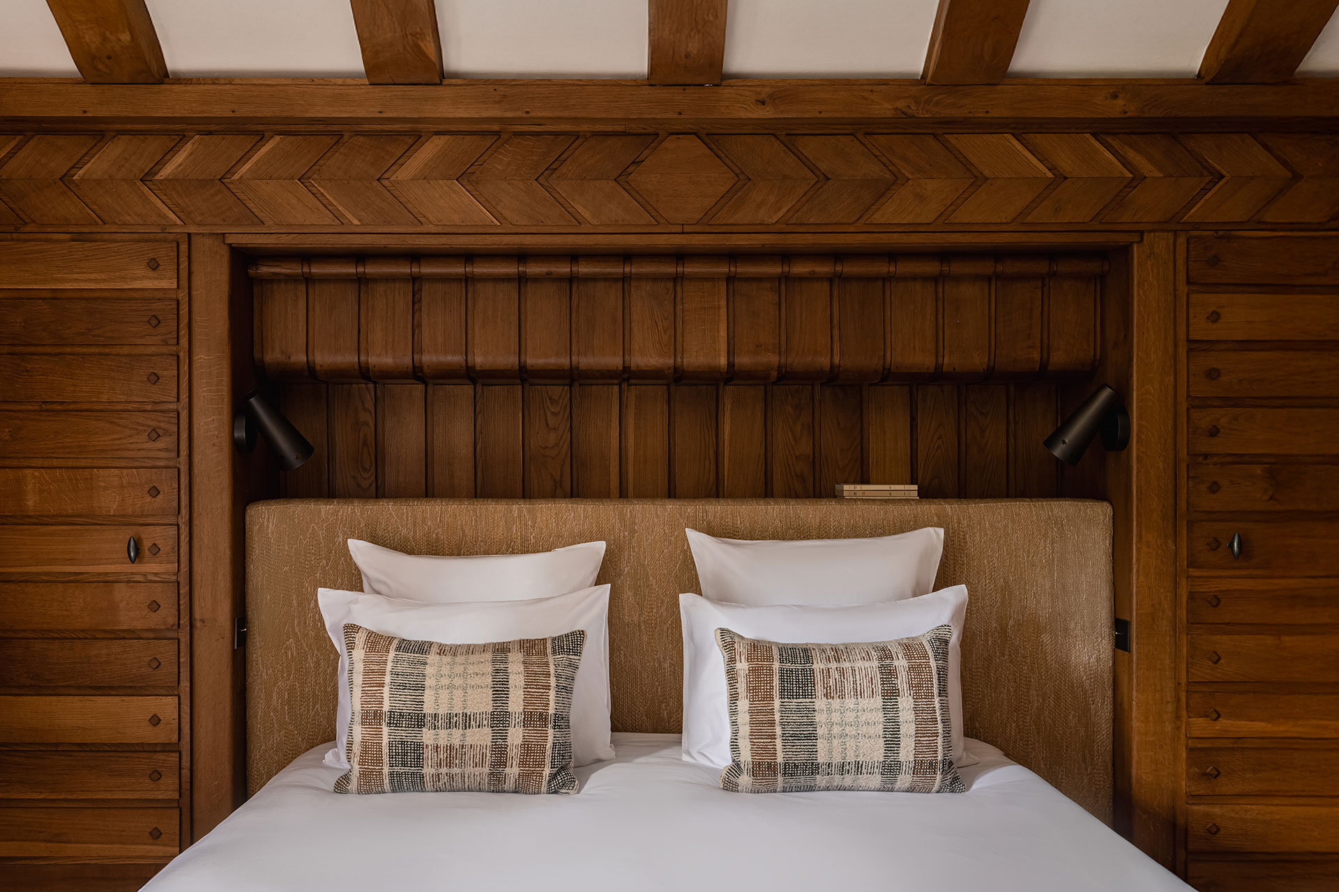 chalet-le-sarto_chalet_Megève-france_interior-bed-room.jpg