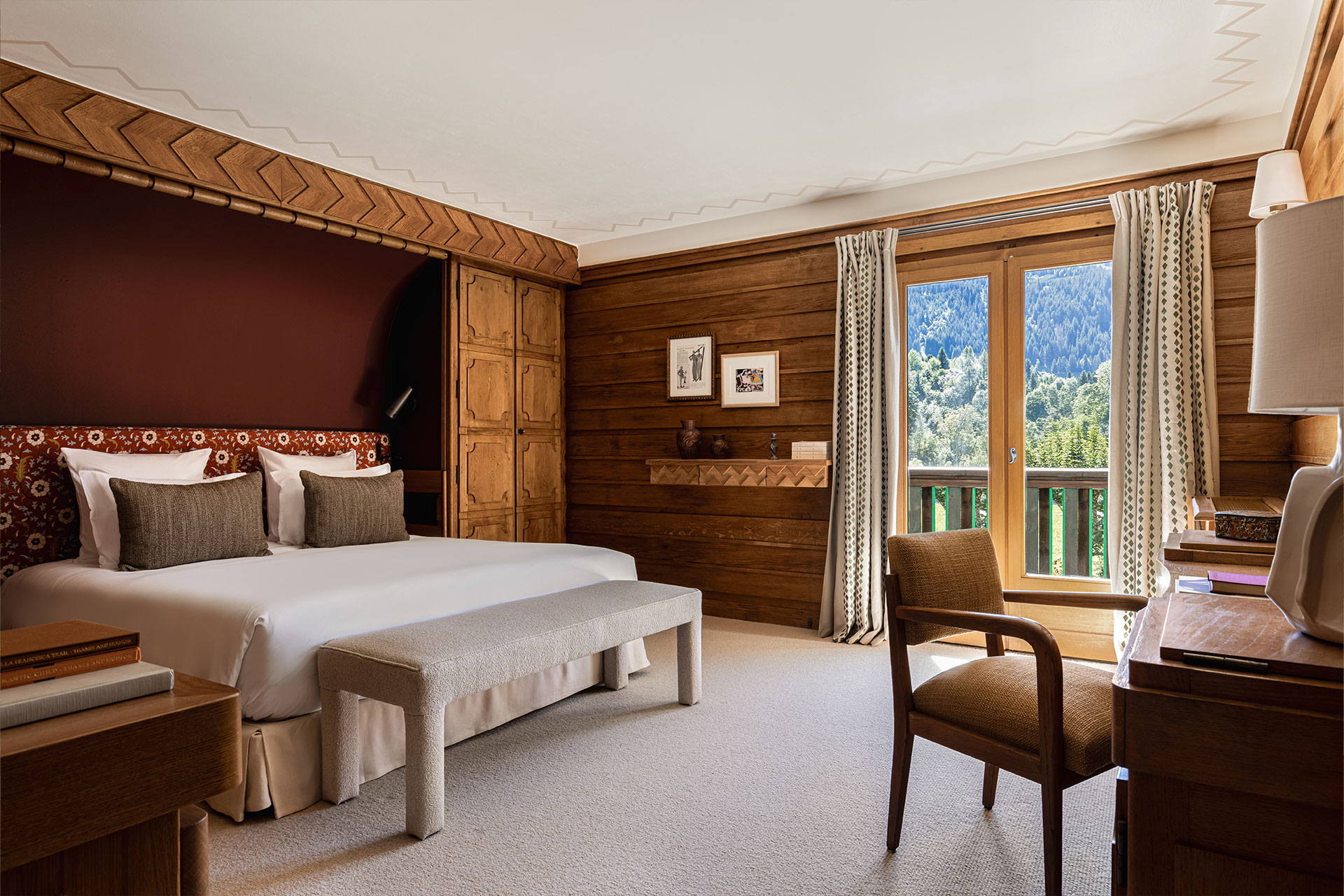 chalet-le-sarto_chalet_Megève-france_interior-bedroom-space-design.jpg