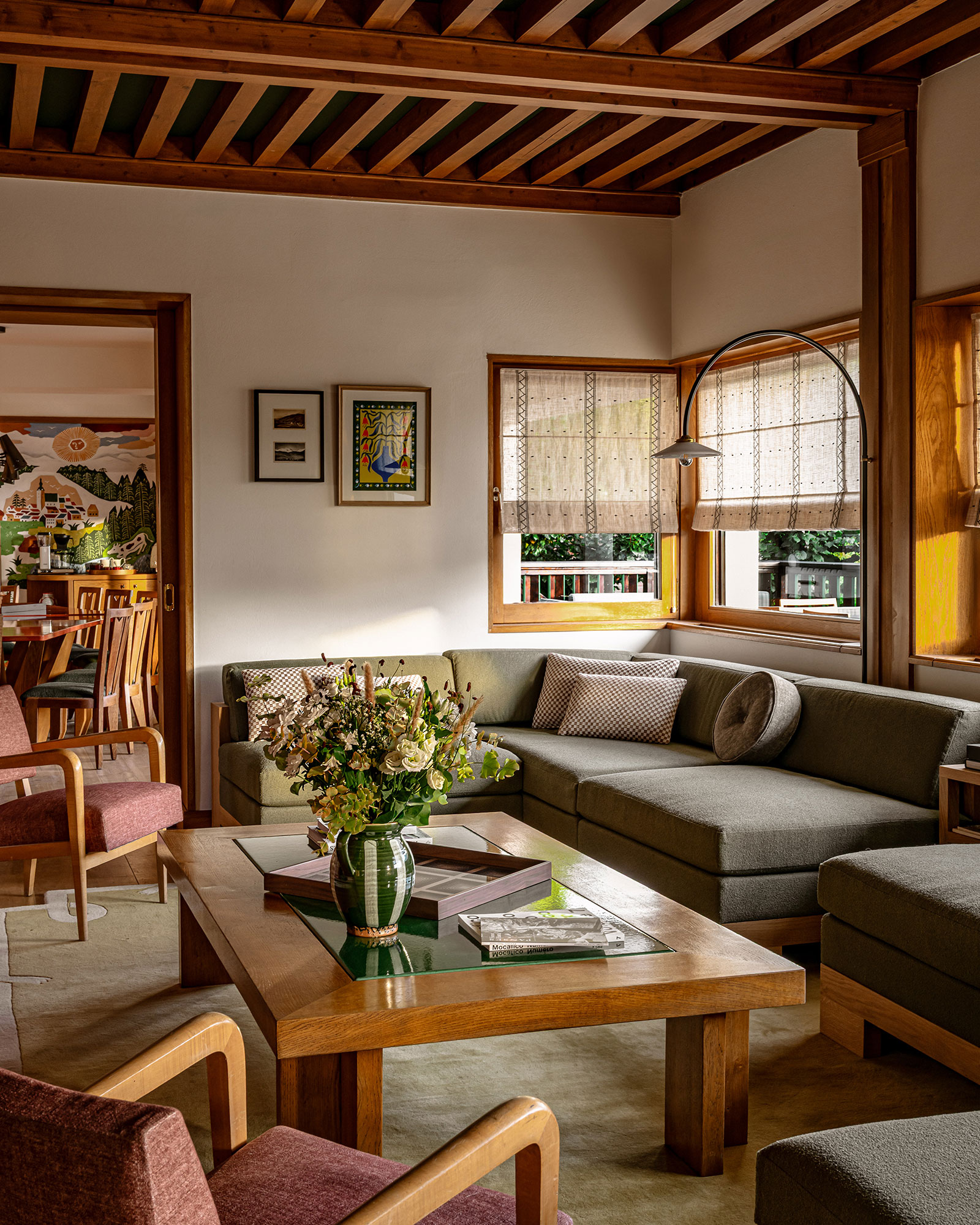 chalet-le-sarto_chalet_Megève-france_interior-sofa.jpg