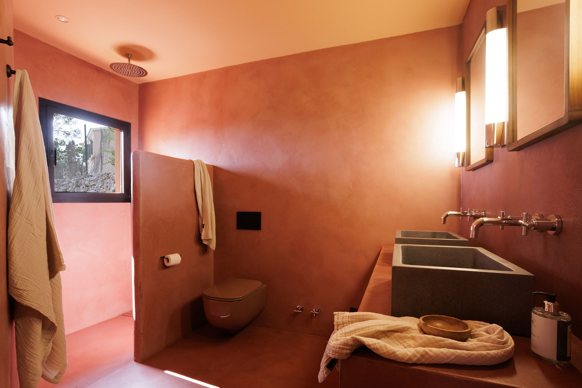 el-puente-al-amor_villa_menorca-spain_interior-bathroom.jpg