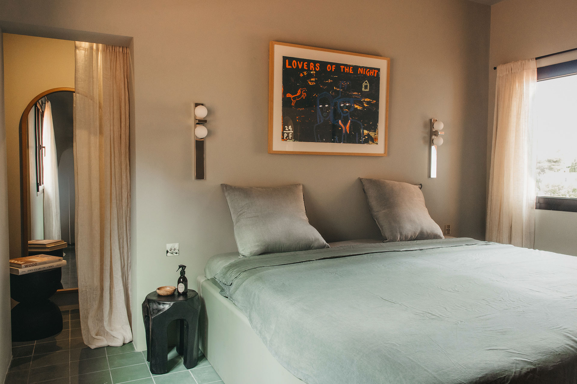 el-puente-al-amor_villa_menorca-spain_interior-bedroom.jpg