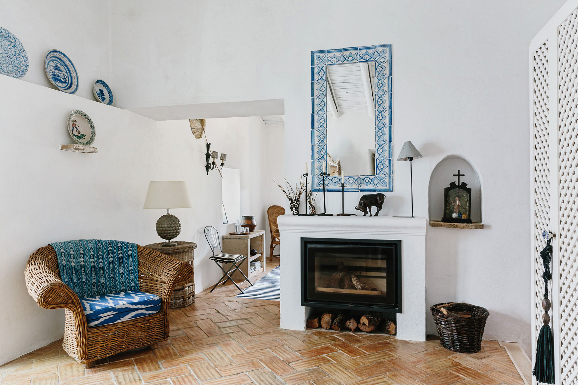 monte-da-palmeira_farmhouse_faro-portugal_interior-room.jpg