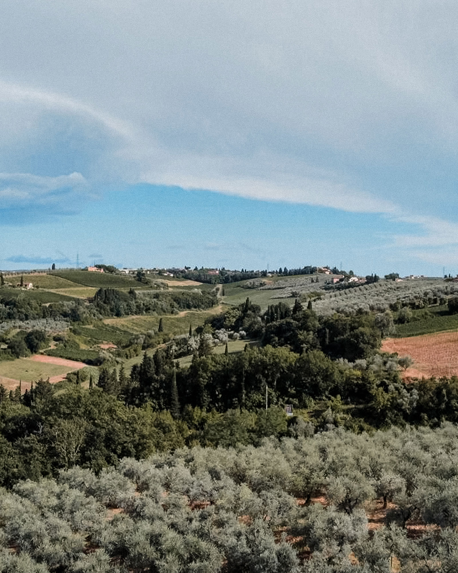 tenuta-la-poggiona-la-colonica_farmhouse_florence-italy_exterior-view.jpg