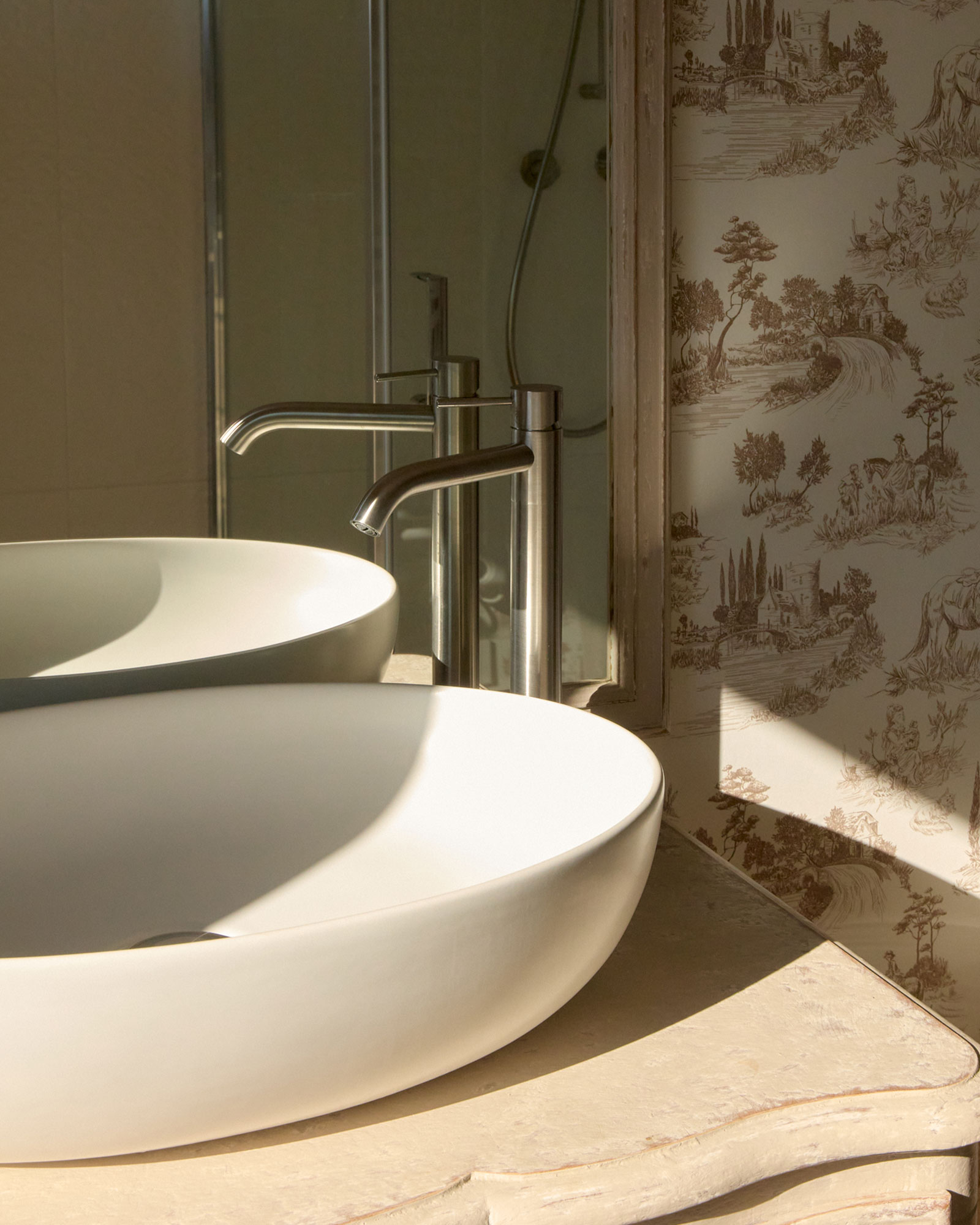 tenuta-la-poggiona-la-colonica_farmhouse_florence-italy_interior-bath-room-detail.jpg