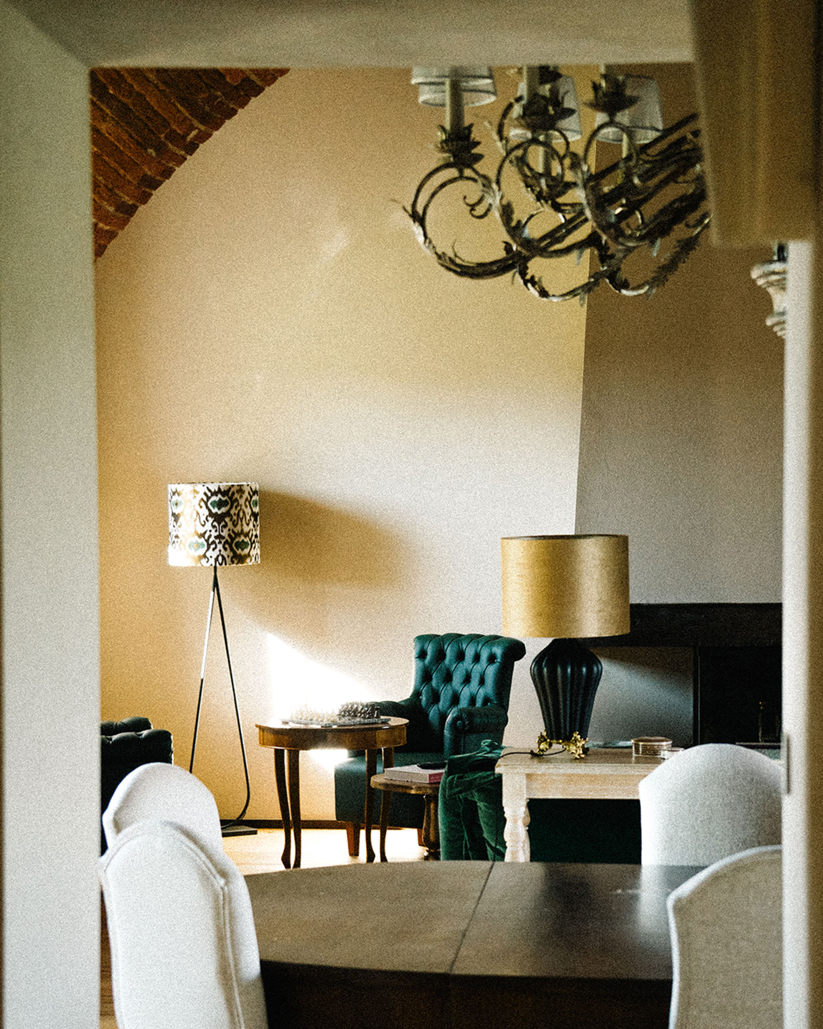 tenuta-la-poggiona-la-colonica_farmhouse_florence-italy_interior-detail.jpg