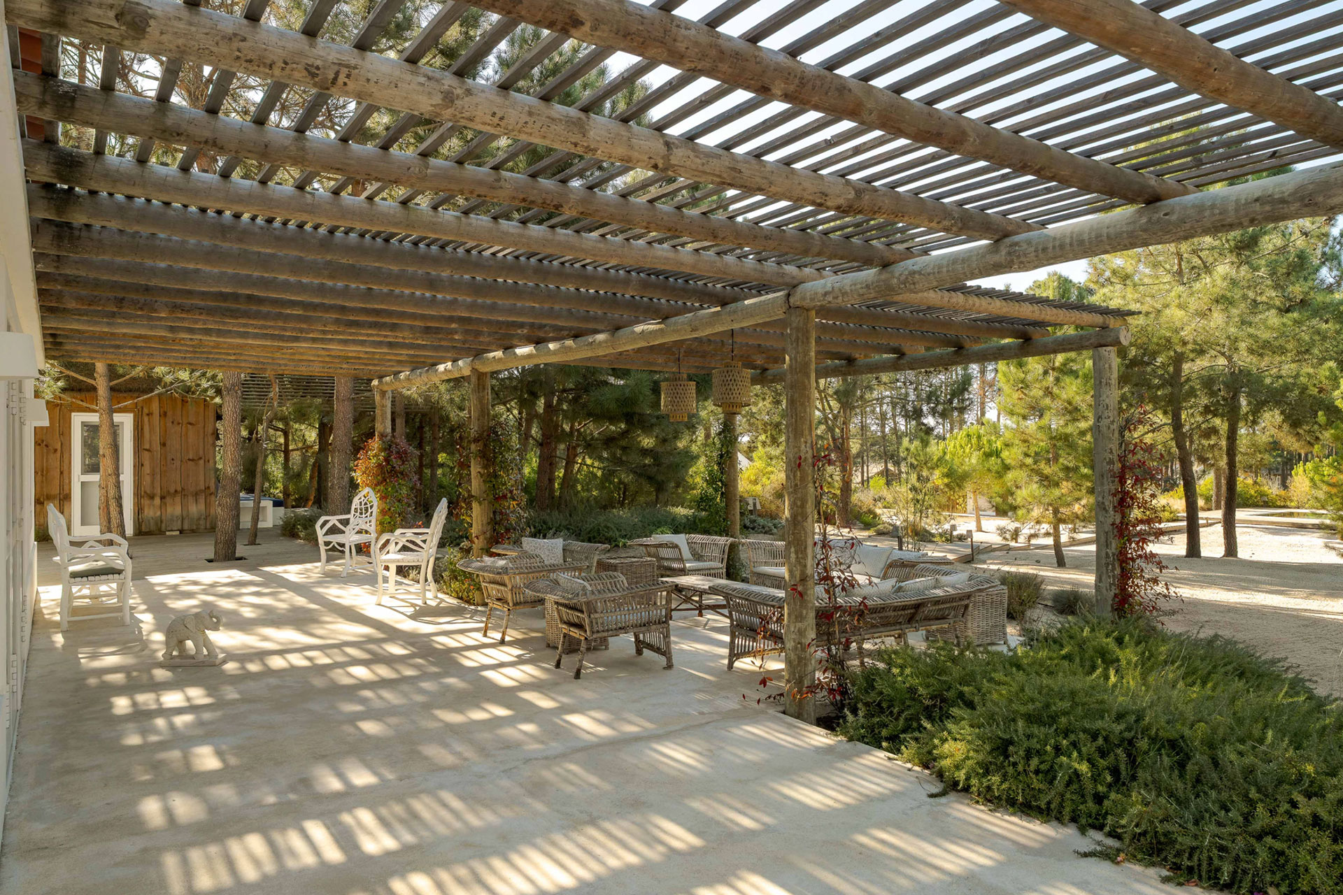 villa-lime_villa_Setubal-comporta-portugal_exterior-design.jpg