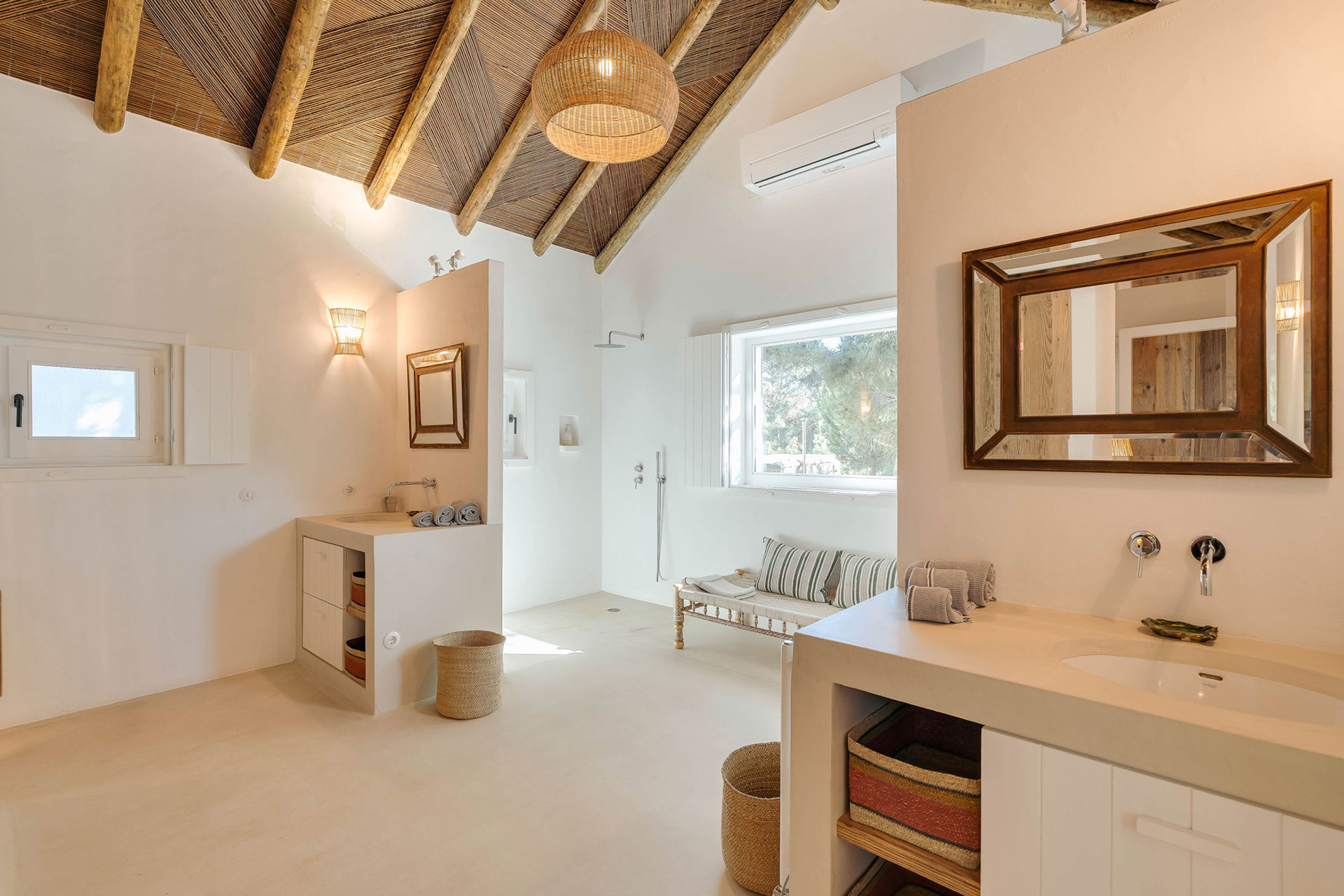 villa-lime_villa_Setubal-comporta-portugal_interior-bathroom.jpg