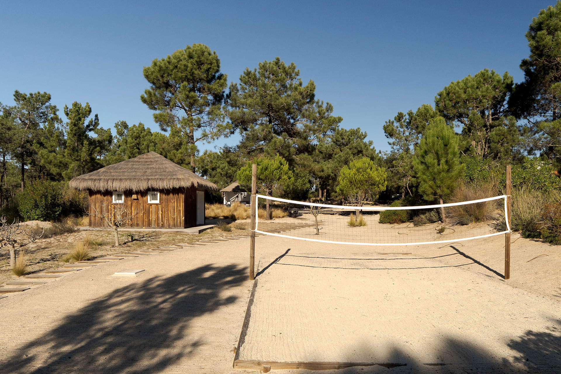 villa-lime_villa_Setubal-portugal_exterior-volley-ball.jpg