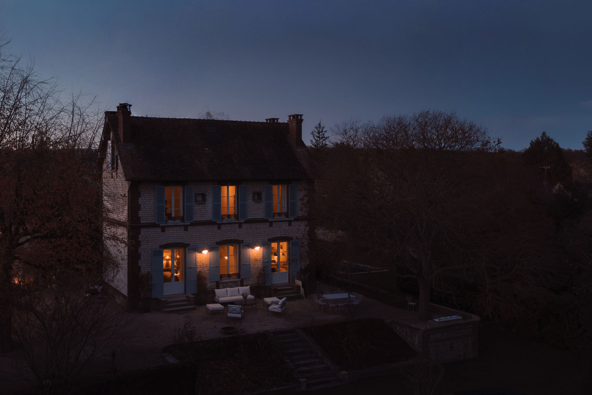 rive_house_muids-normandy-france_exterior-night.jpg