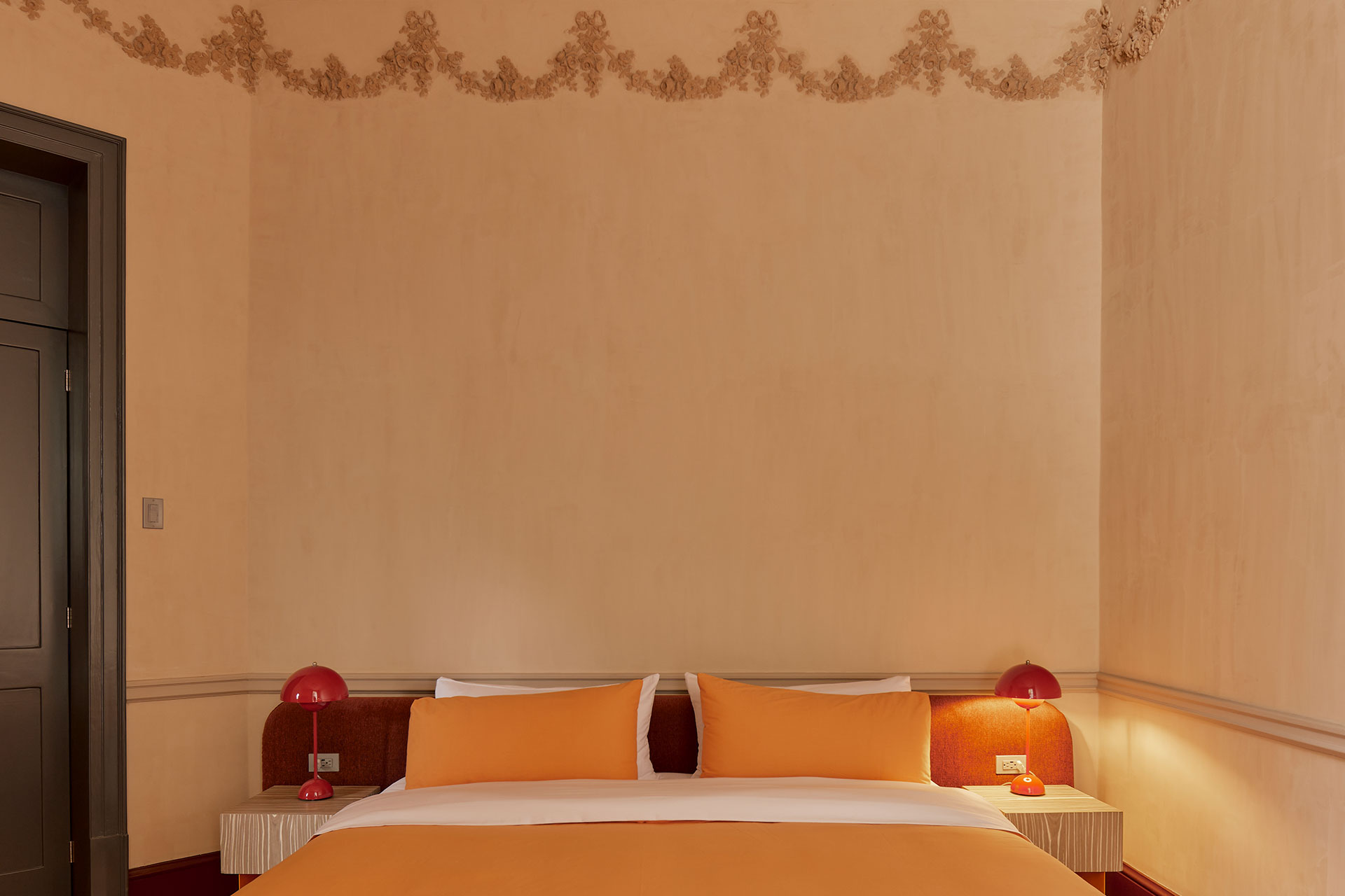 maison-celeste_guesthouse_cdmx-mexico_ocre-room-bed.jpg