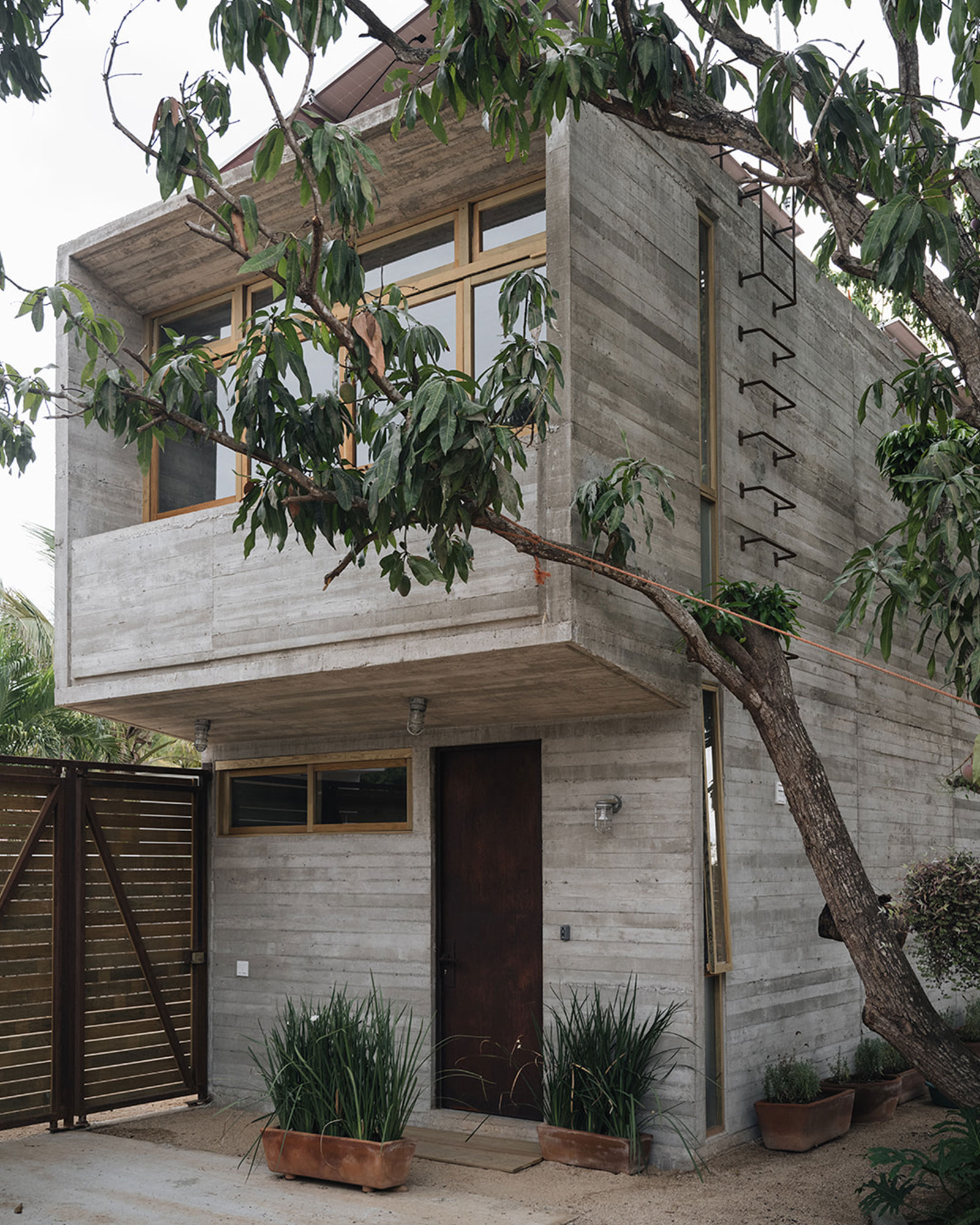casa-nu_beachhouse_guerrero-mexico_exterior-facade-design.jpg
