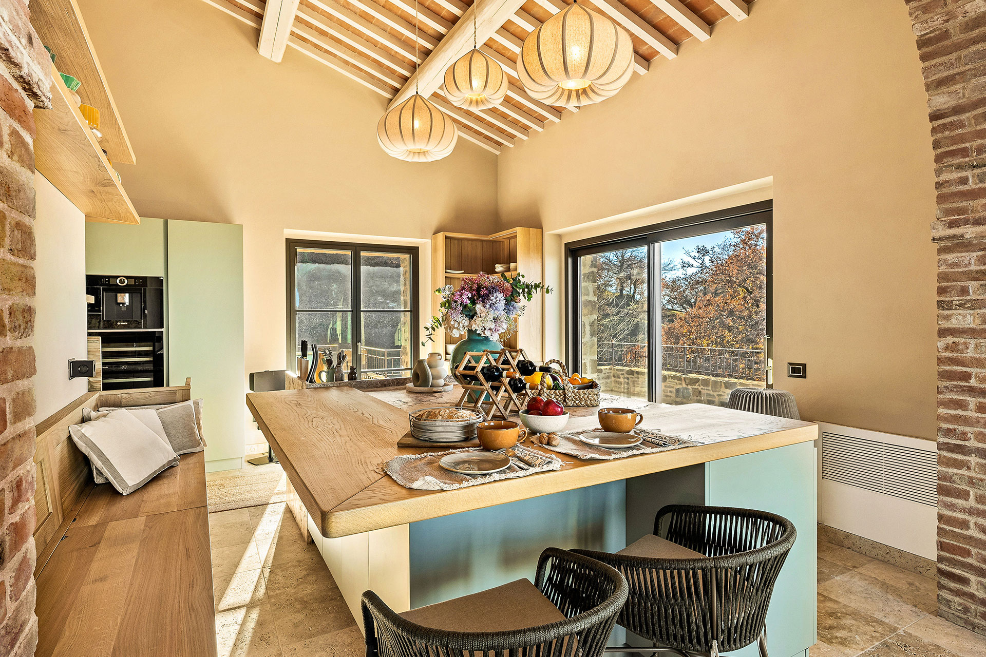 la-torre-umbria_villa_umbria-italy_interior-kitchen.jpg