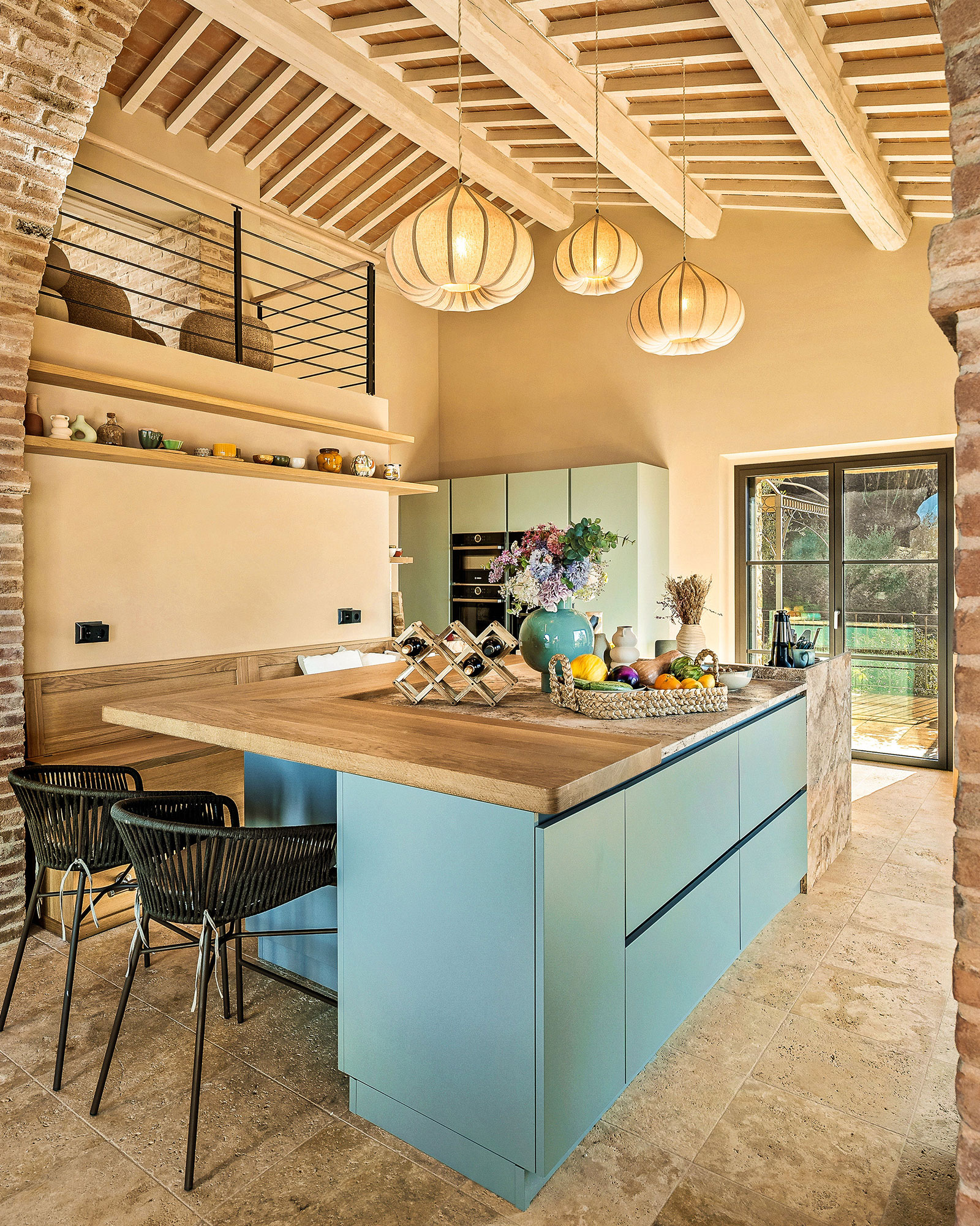 la-torre-umbria_villa_umbria-italy_interior-kitchen-room.jpg