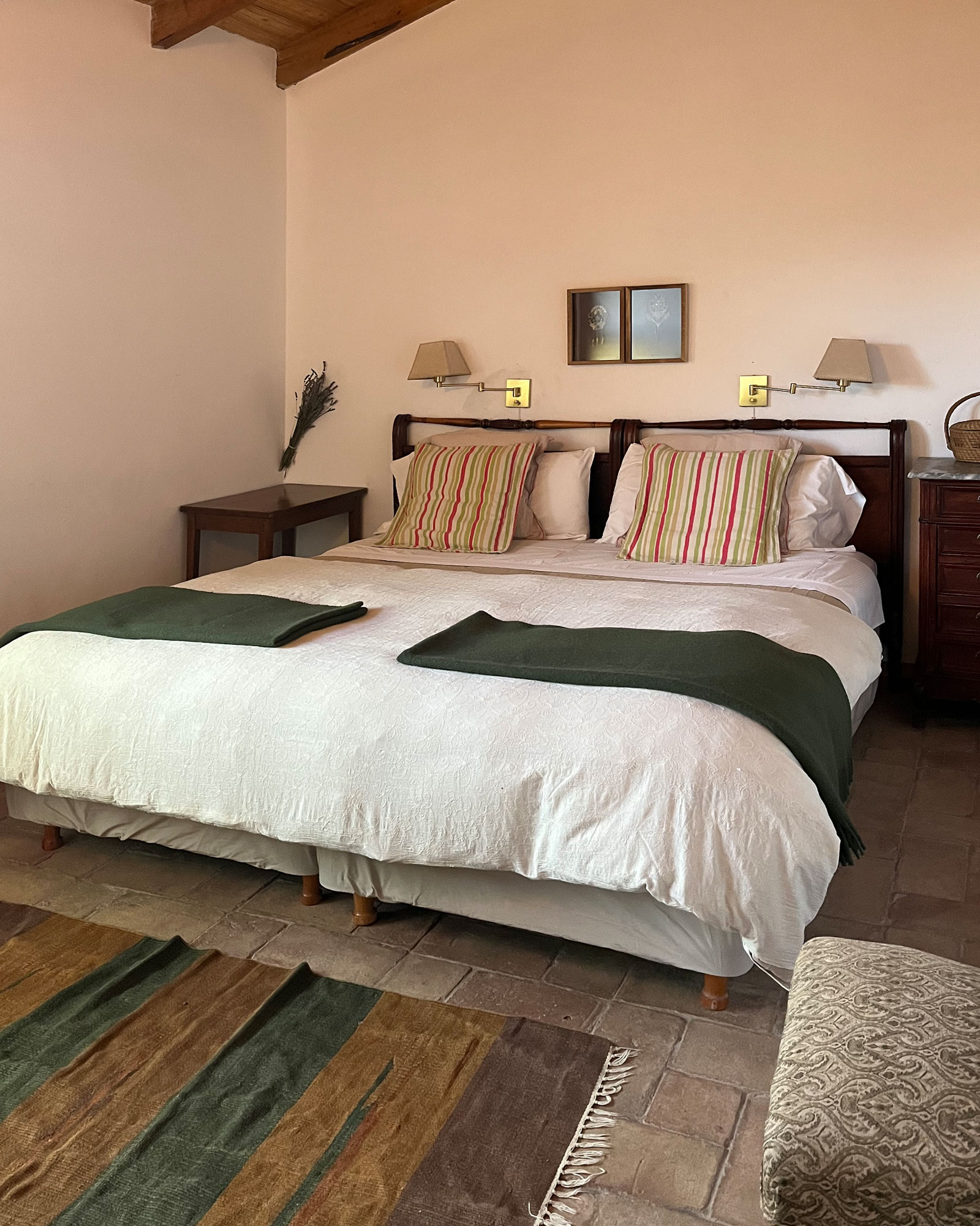finca-la-gracia-ii_guesthouse_La-Consulta-argentina_interior-bedroom.jpg