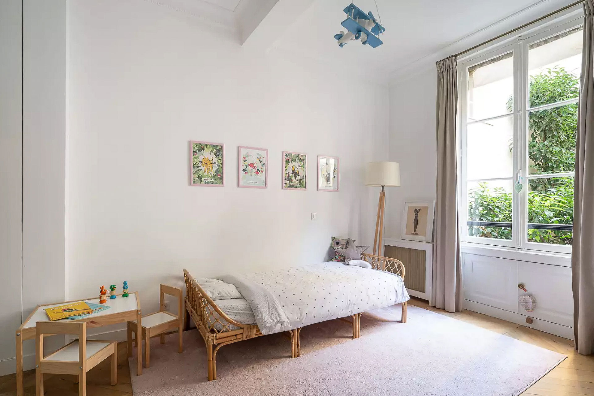 le-jardin-du-xvii_apartment_paris-france_interior-kids-room.jpg