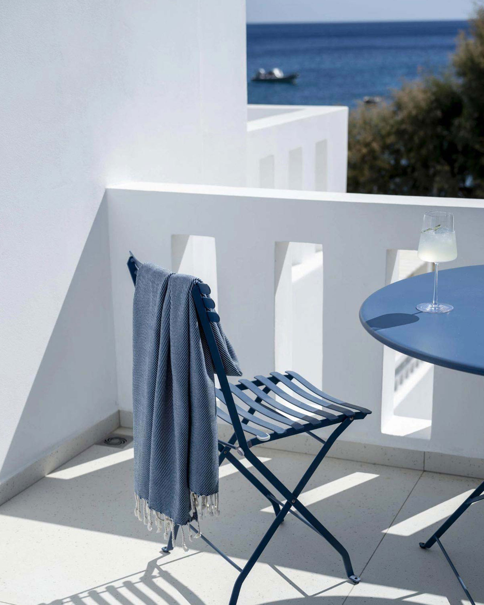 alas-astypalea_house_Astypalea-greece_exterior-chair-view.jpg