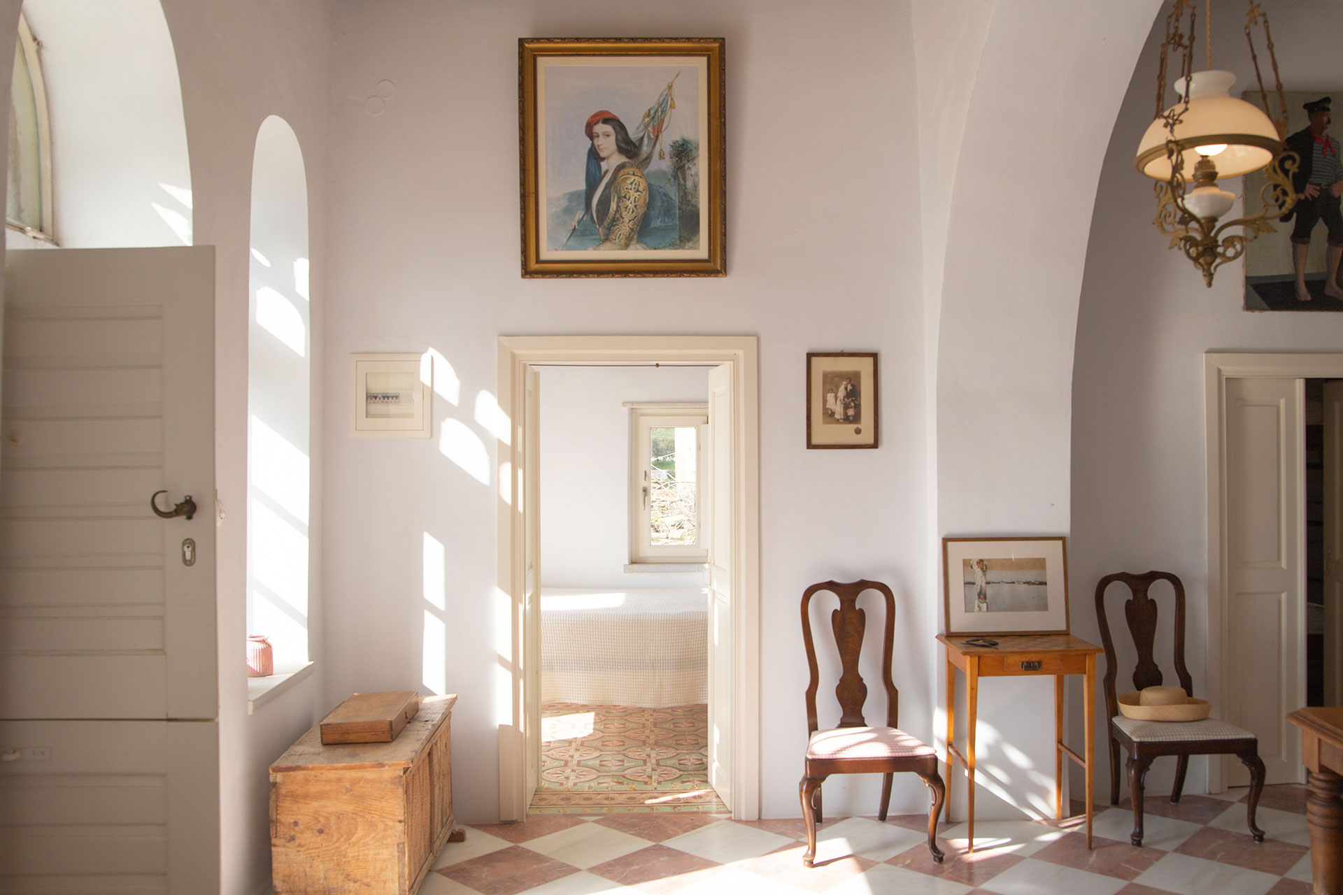helios-cycladic-stone-house_house_tinos-greece_interior.jpg