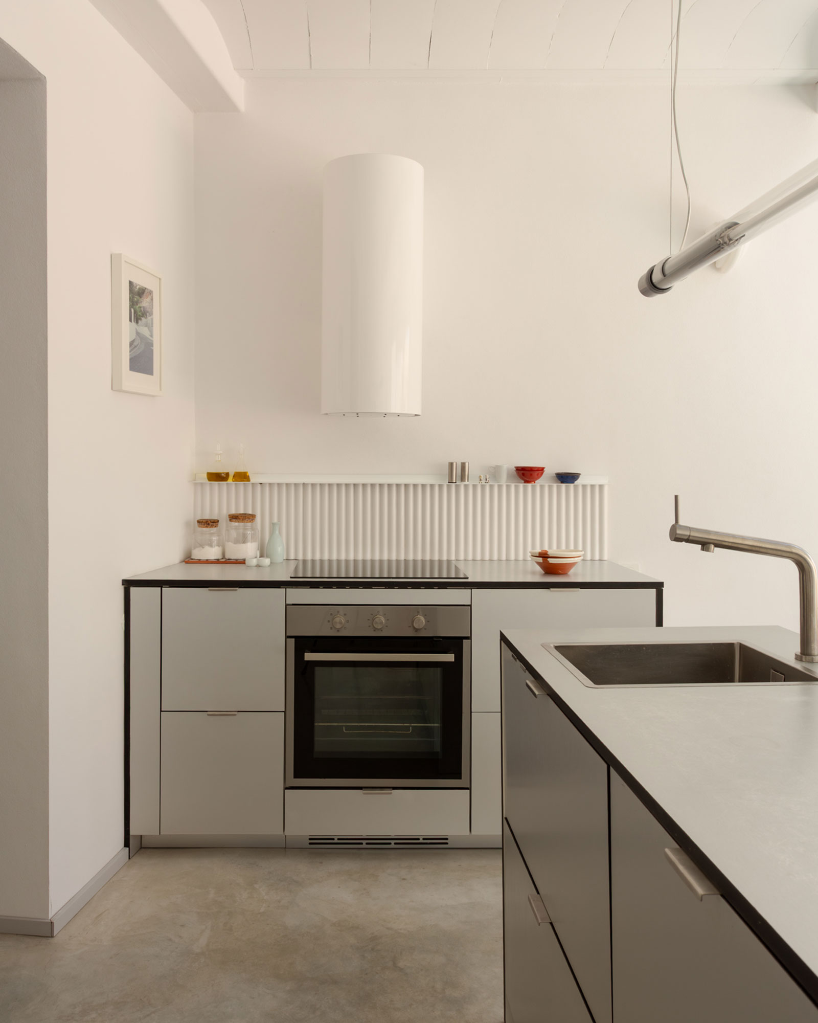 casa-el-naranjo_townhouse_Andalusian-space_interior-kitchen.jpg