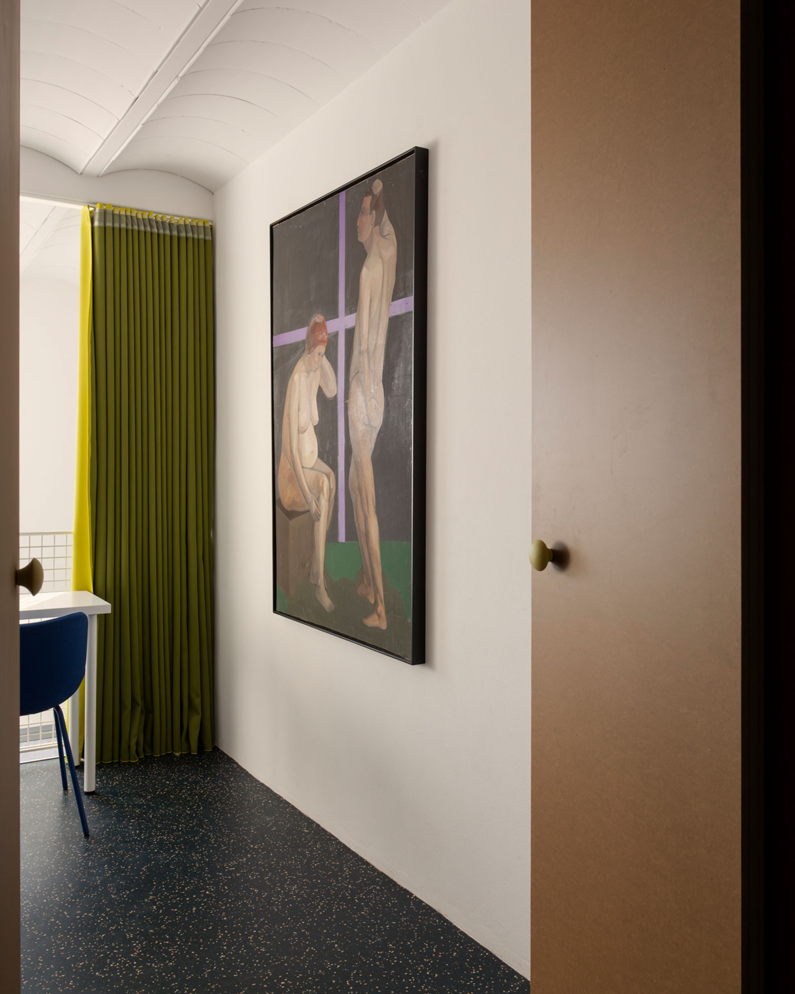 casa-el-naranjo_townhouse_Andalusian-space_interior-room.jpg