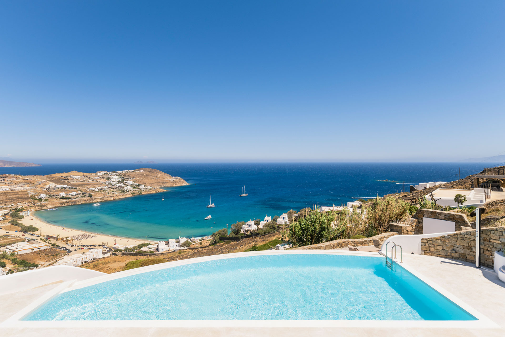 villa-celesta_villa_Mykonos-greece_exterior-pool.jpg
