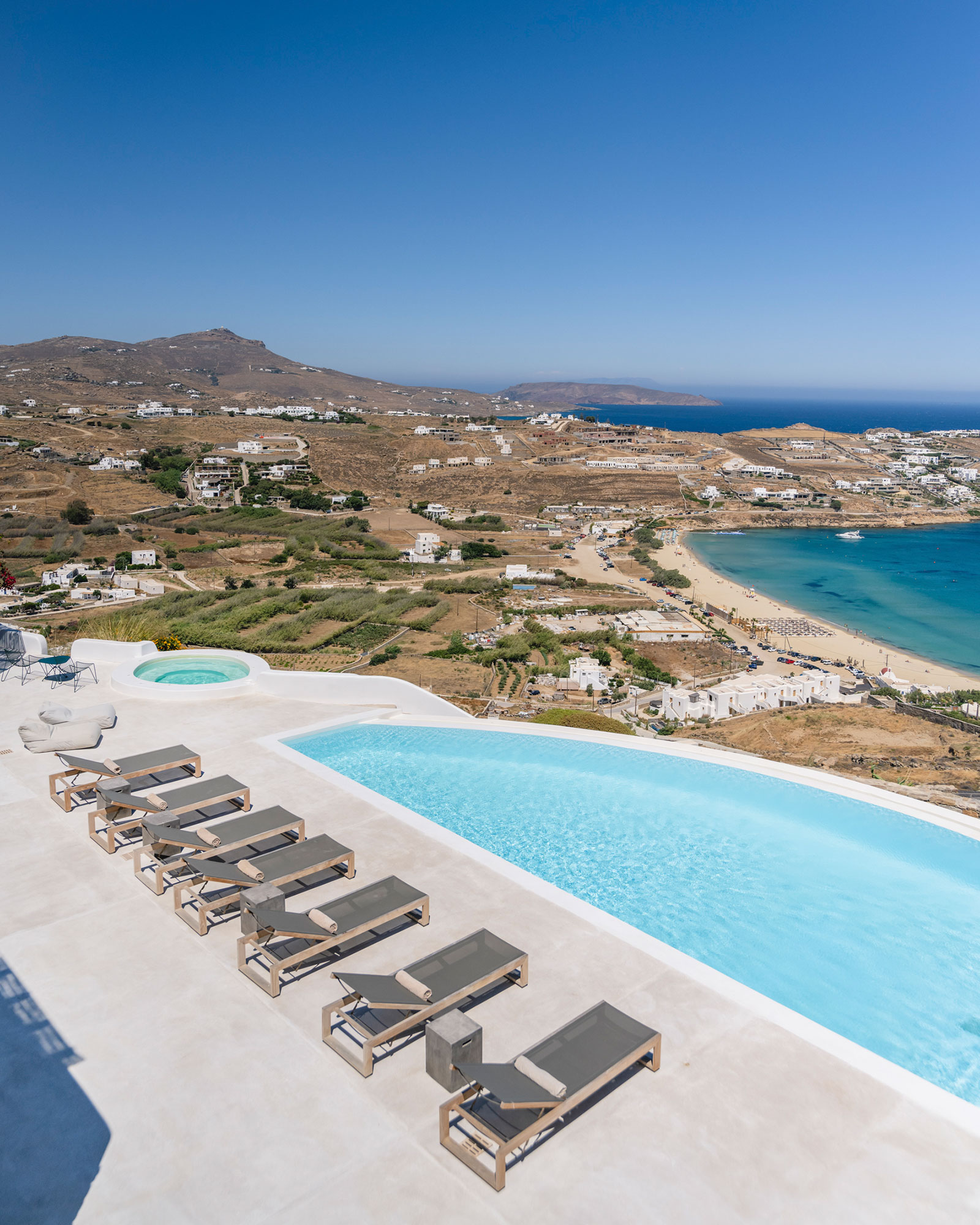 villa-celesta_villa_Mykonos-greece_exterior-view-pool.jpg
