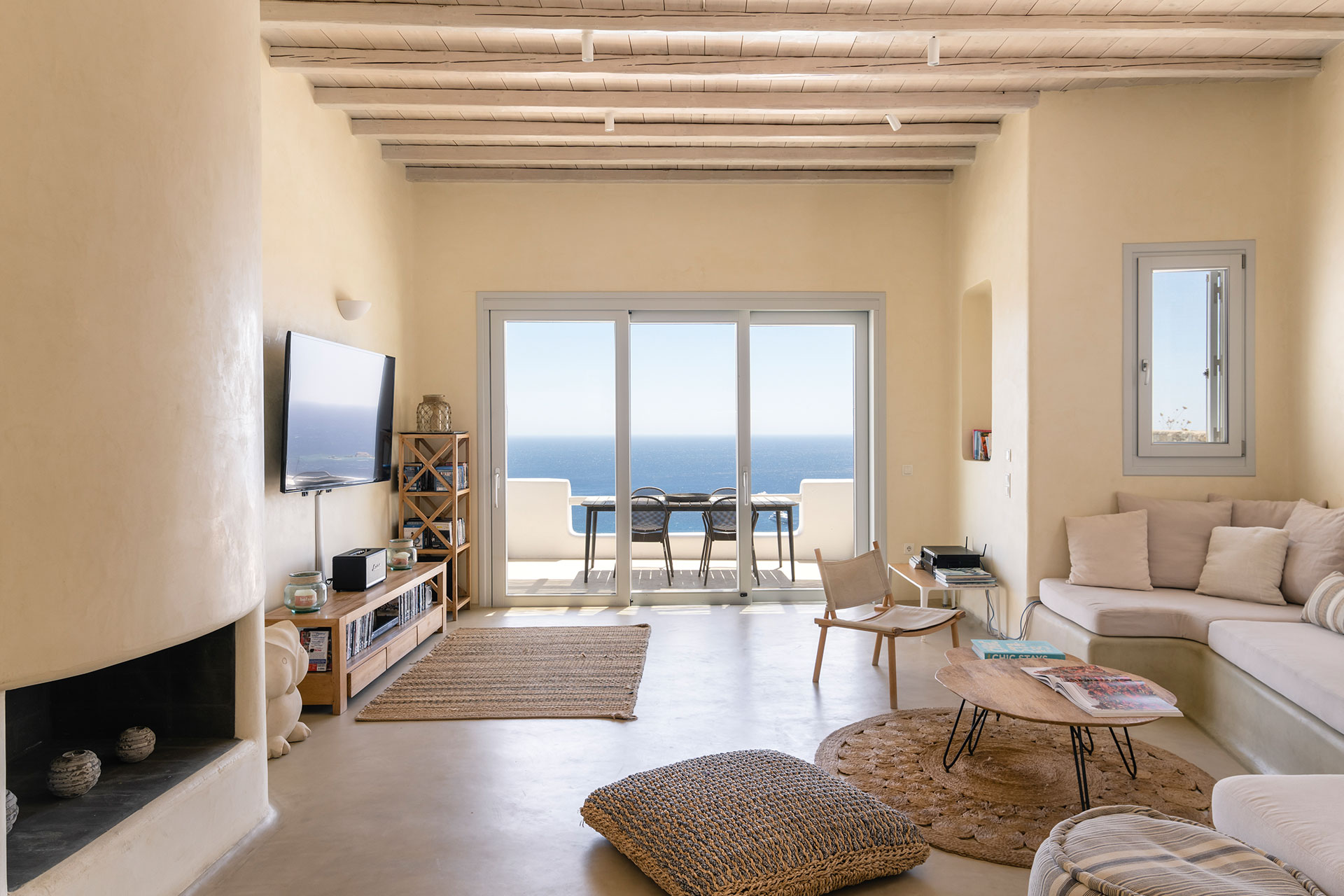 villa-celesta_villa_Mykonos-greece_interior-space.jpg