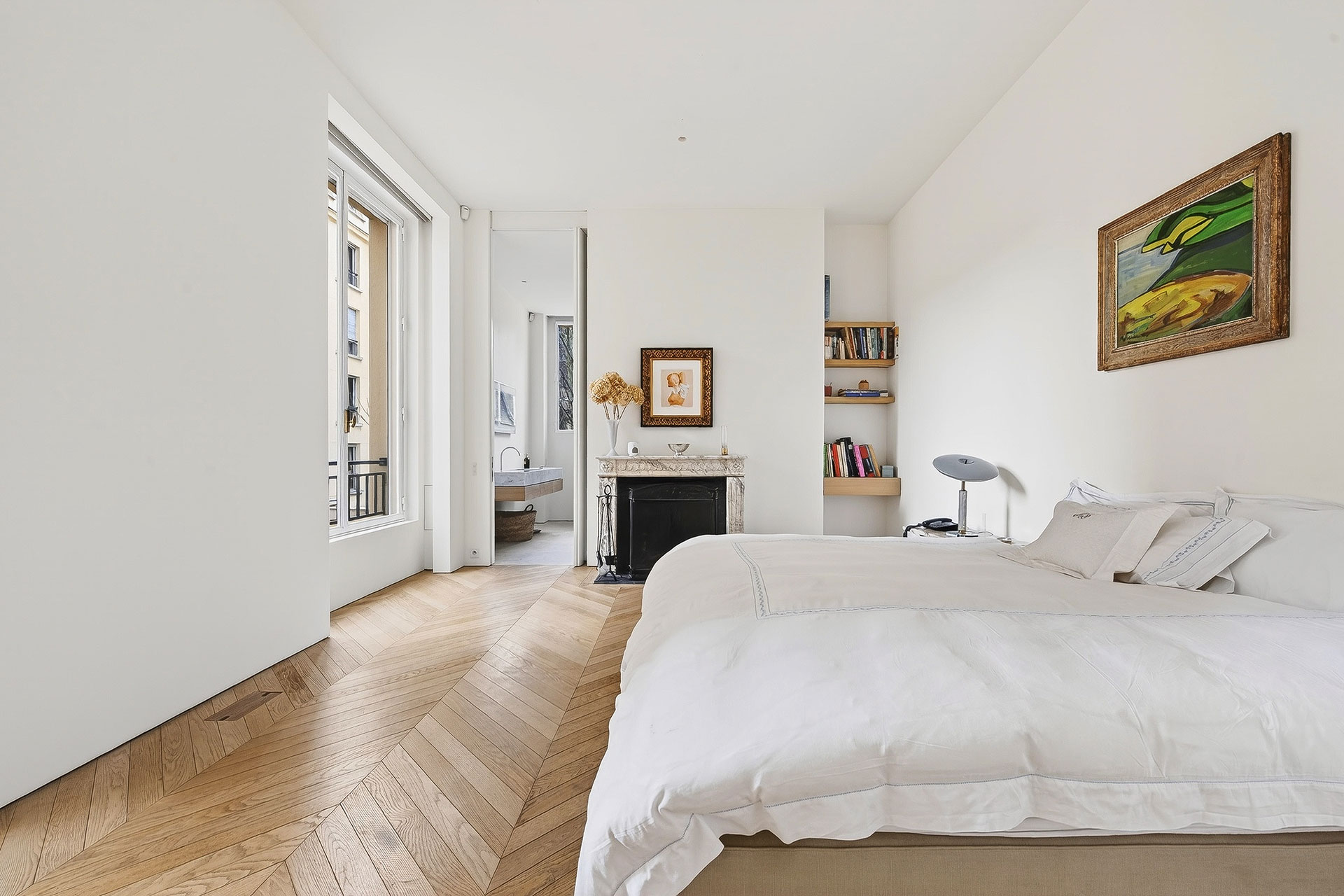 le-plongeoir-de-lile-saint-louis_apartment_paris-france_interior-bed.jpg