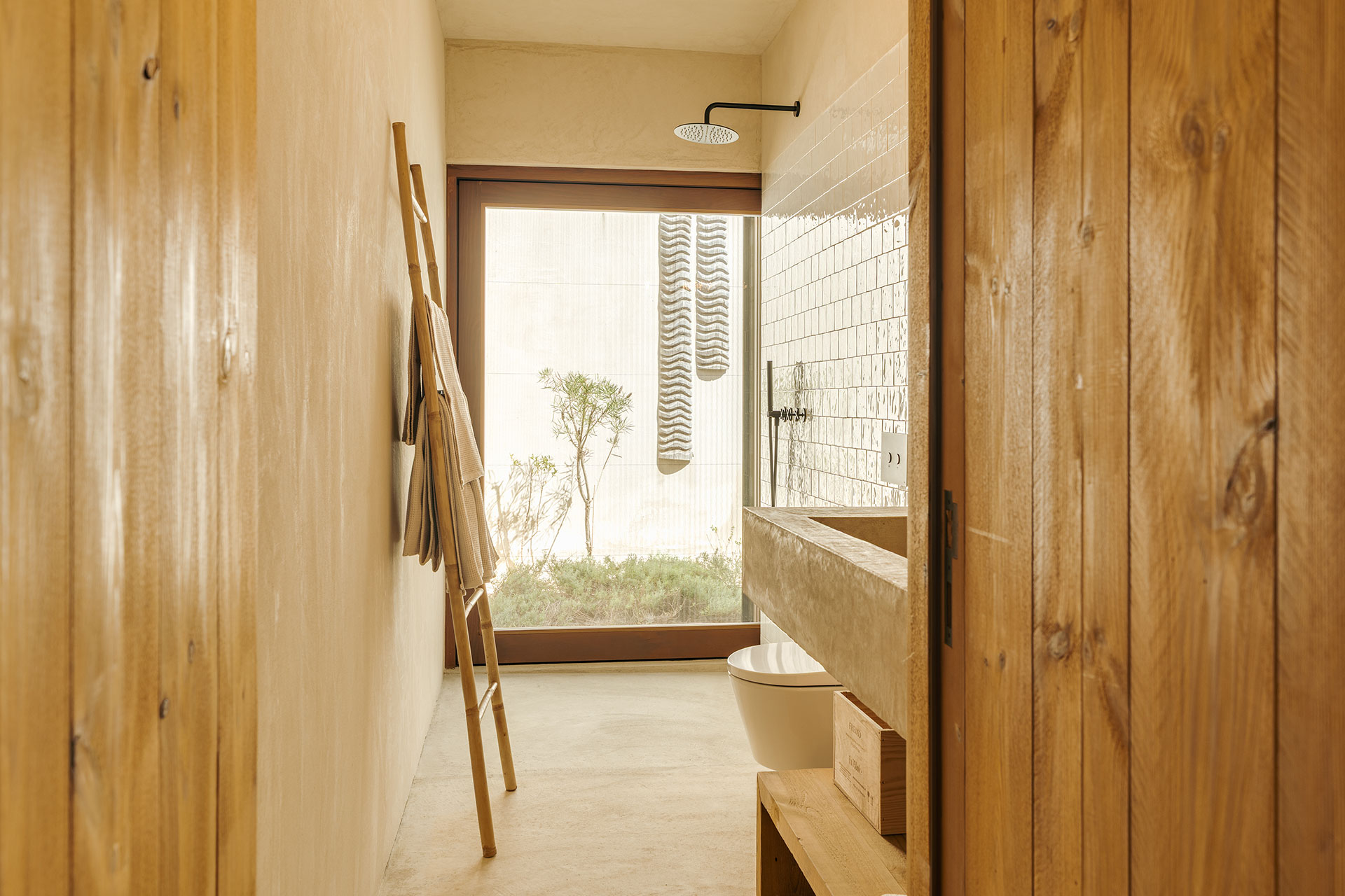 the-sand-house_villa_comporta-portugal_interior-bath-room.jpg