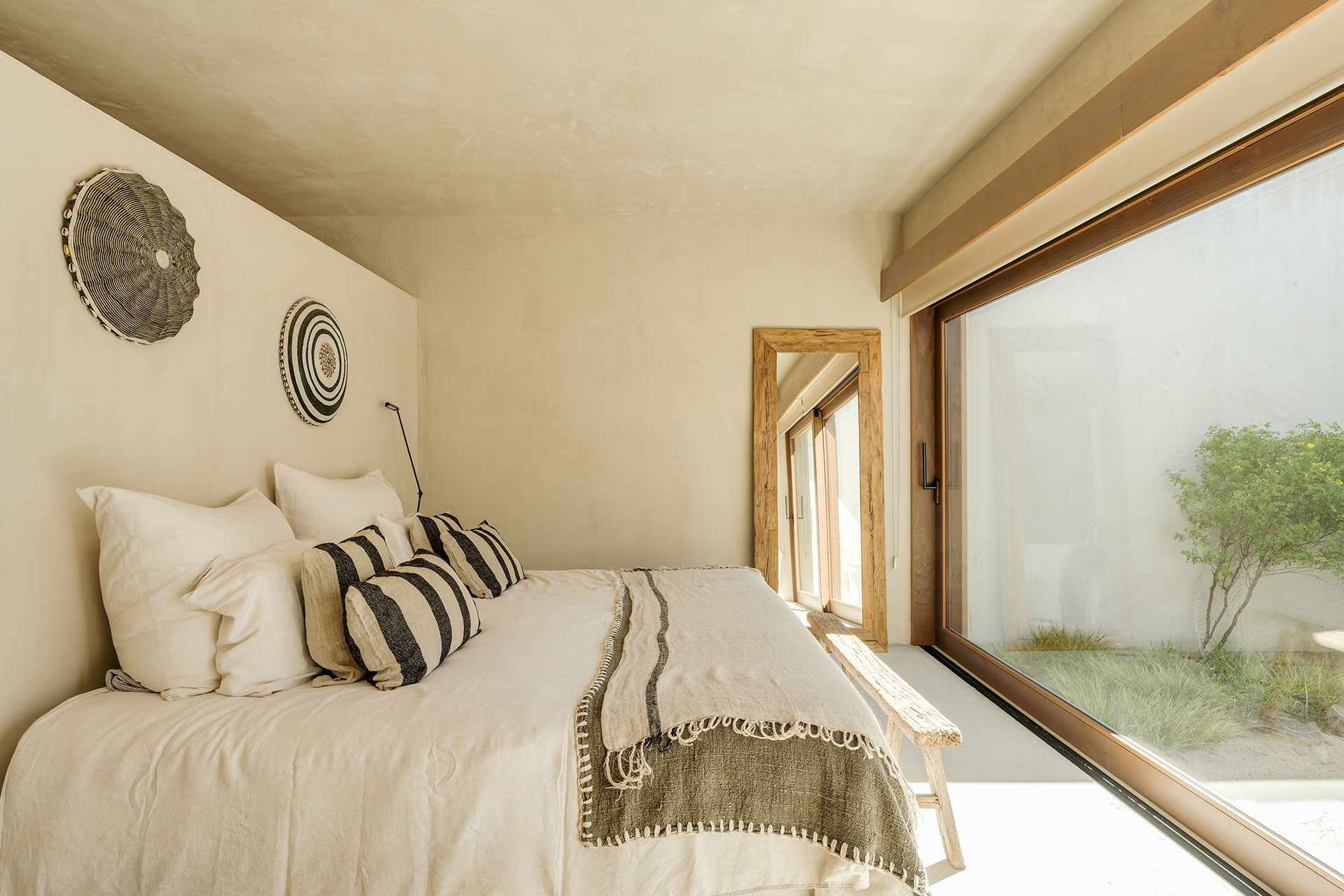 the-sand-house_villa_comporta-portugal_interior-bed-room.jpg
