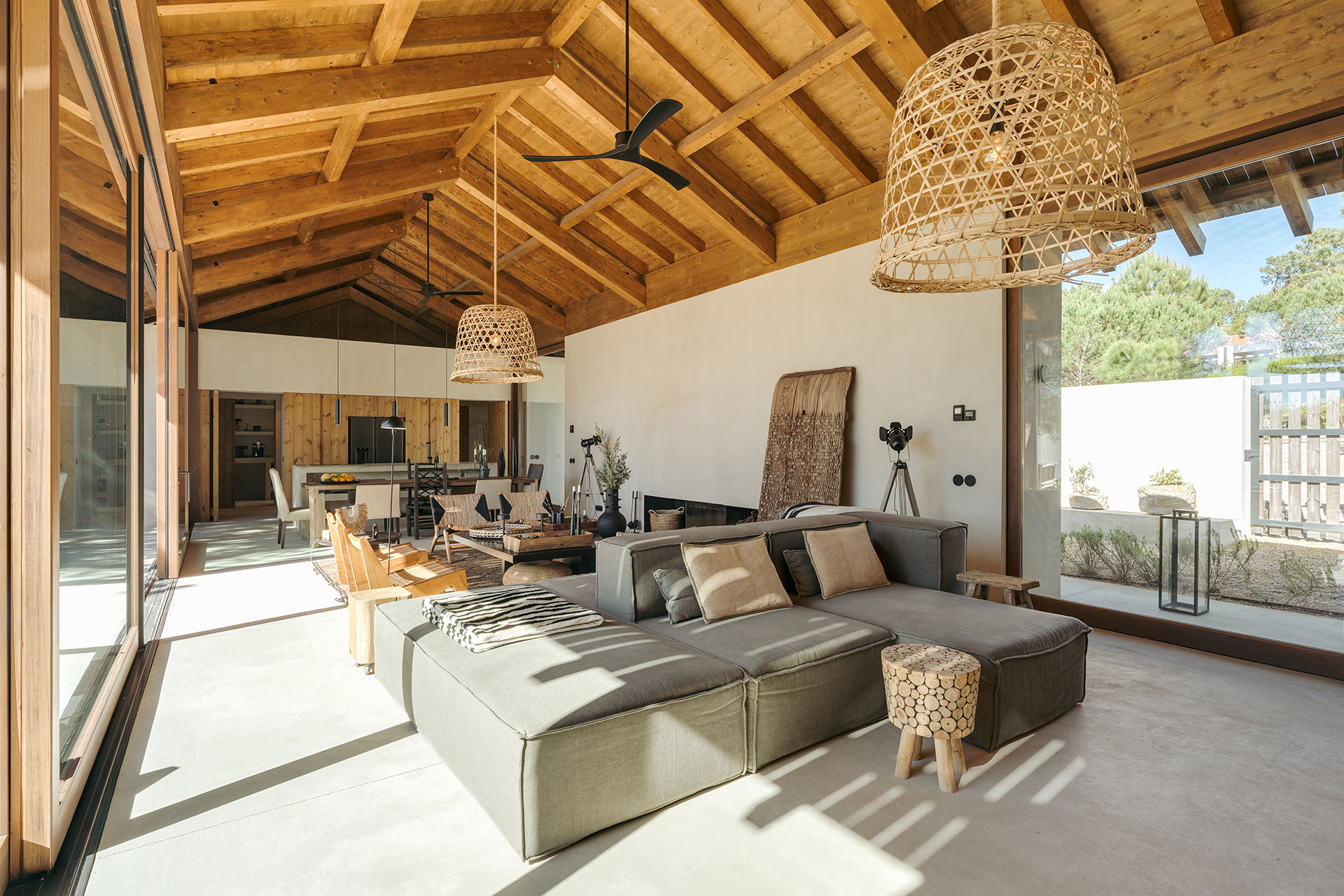 the-sand-house_villa_comporta-portugal_interior-living.jpg
