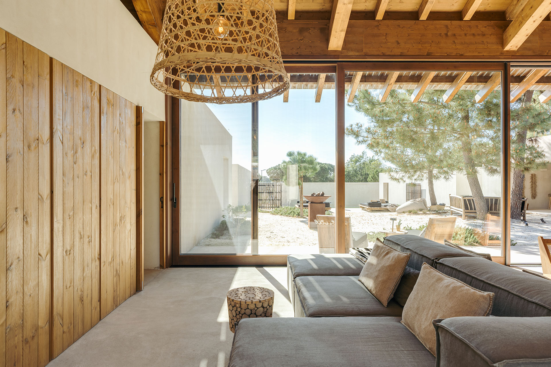 the-sand-house_villa_comporta-portugal_interior-window-sofa.jpg
