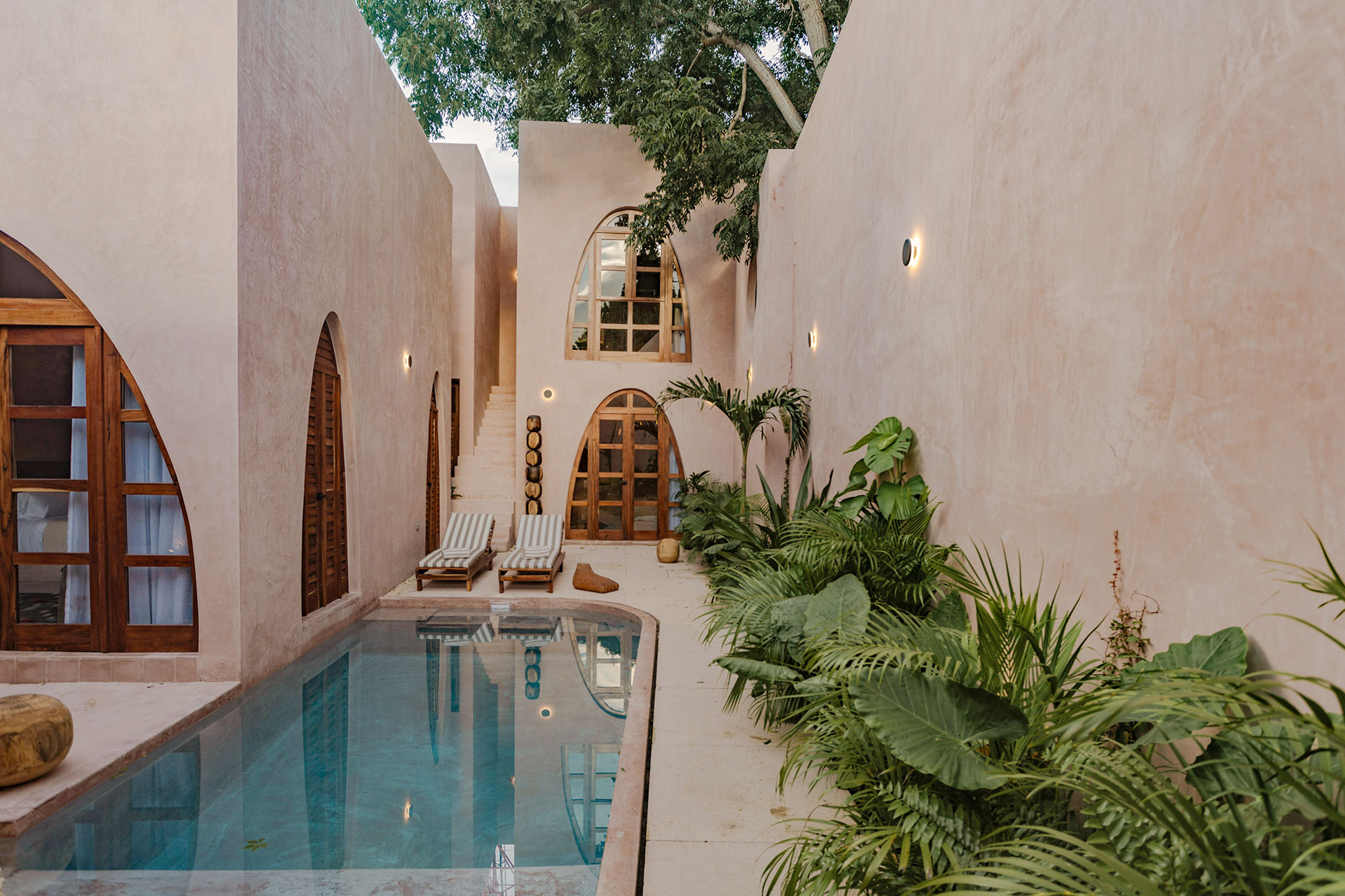 casa-rosa_villa_merida-mexico_exterior-design.jpg